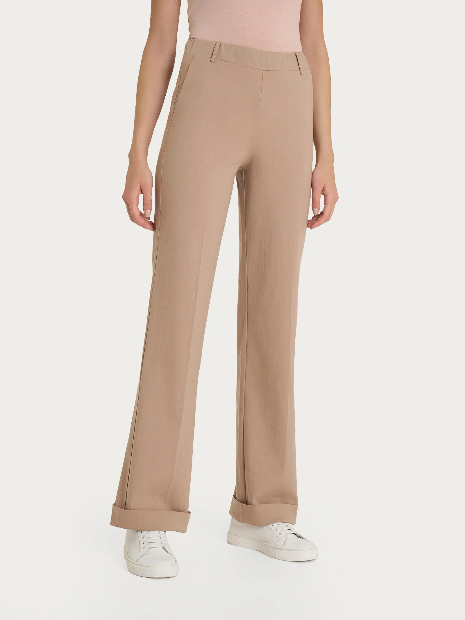 Pantalone dritto con tasche in Super Natural - Warm Taupe - Image 3