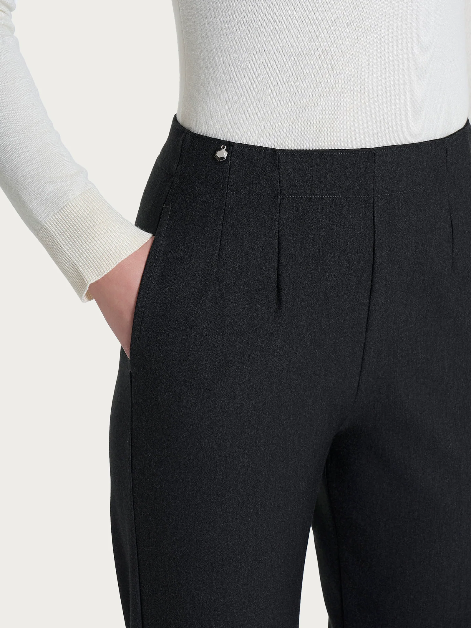 Pantalone dritto con tasche in tessuto Compact - Oscuro Mel. - Image 5