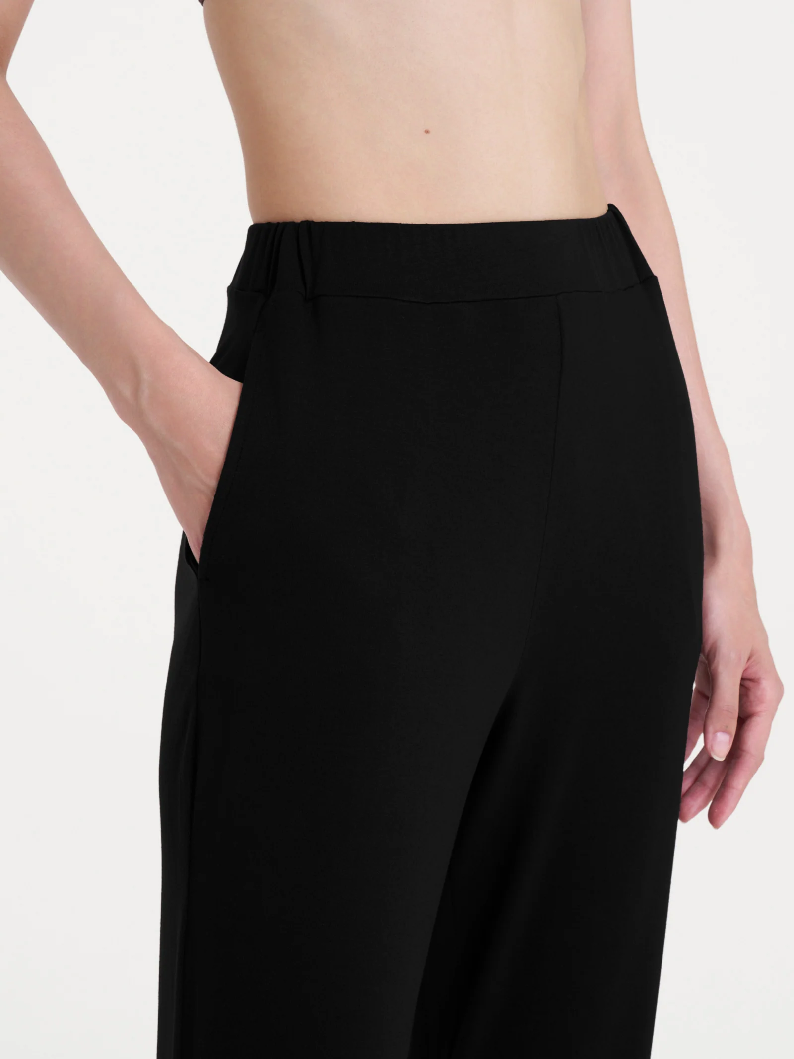 Pantalone dritto con tasche in Viscosa Summer - Nero - Image 3