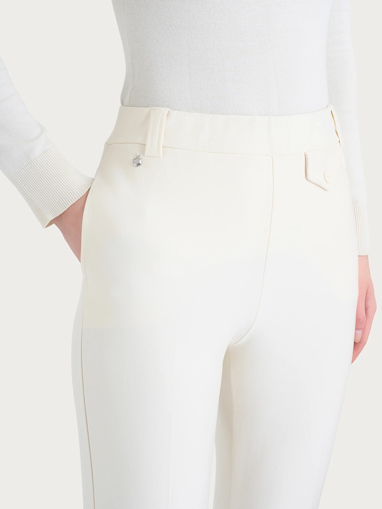 Pantalone dritto con taschino in Compact - Avorio - Image 3