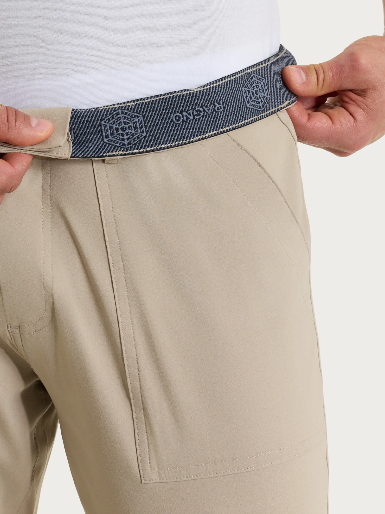 Pantalone Explorer in Super Fresh - Crockery - Image 4