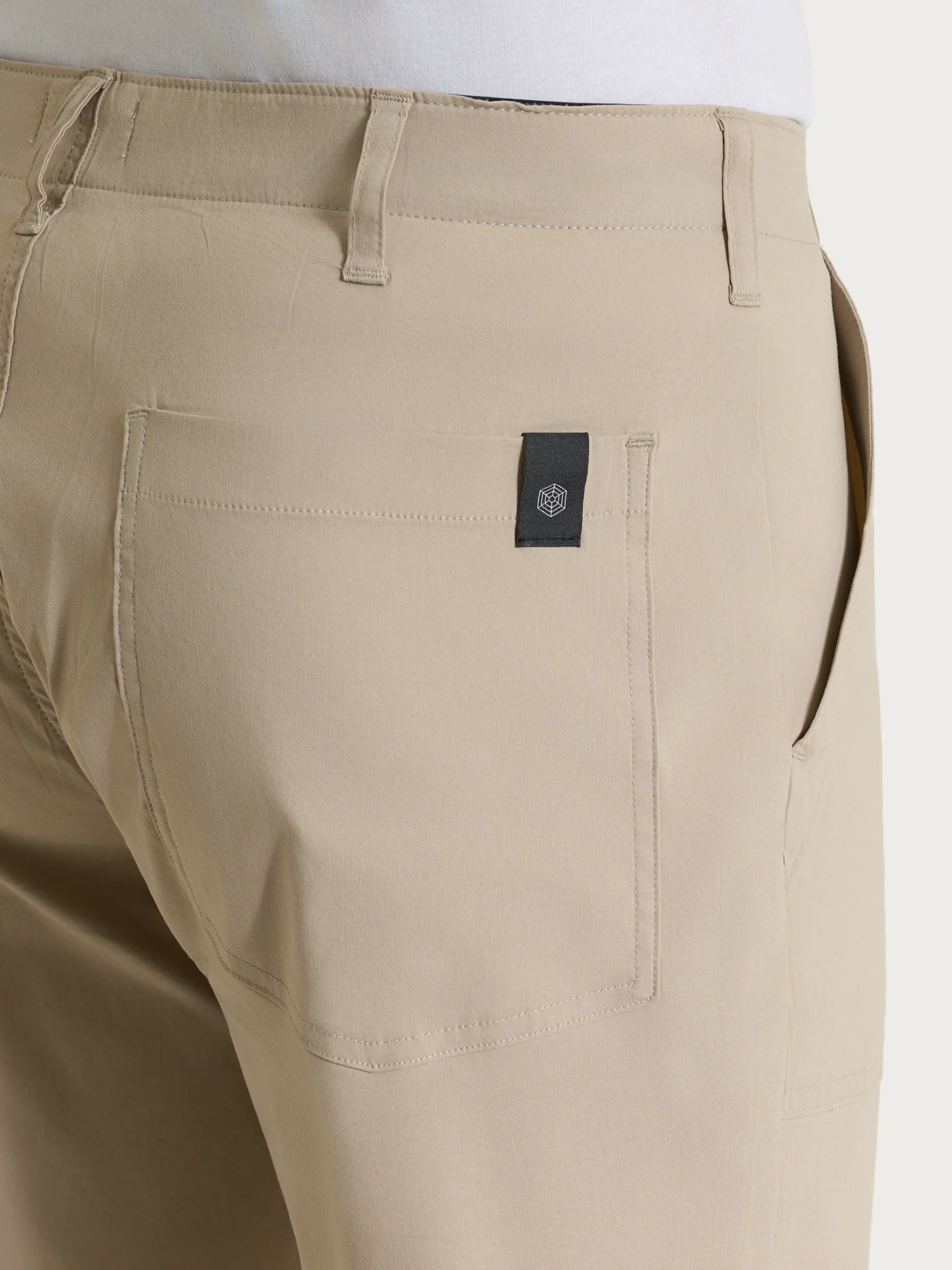 Pantalone Explorer in Super Fresh - Crockery - Image 5