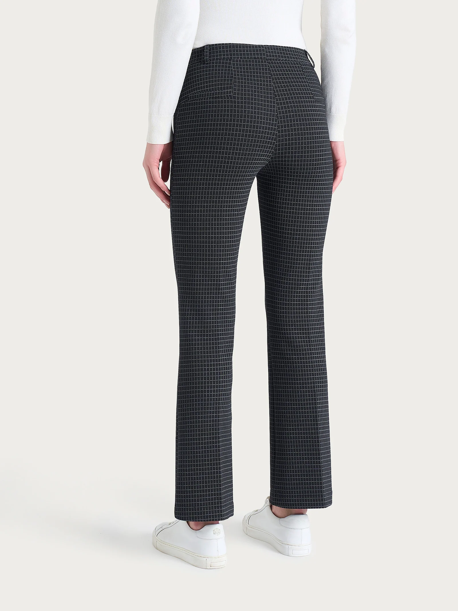 Pantalone flare alla caviglia con fantasia check in Eco Jacquard - Fant.Nero - Image 2