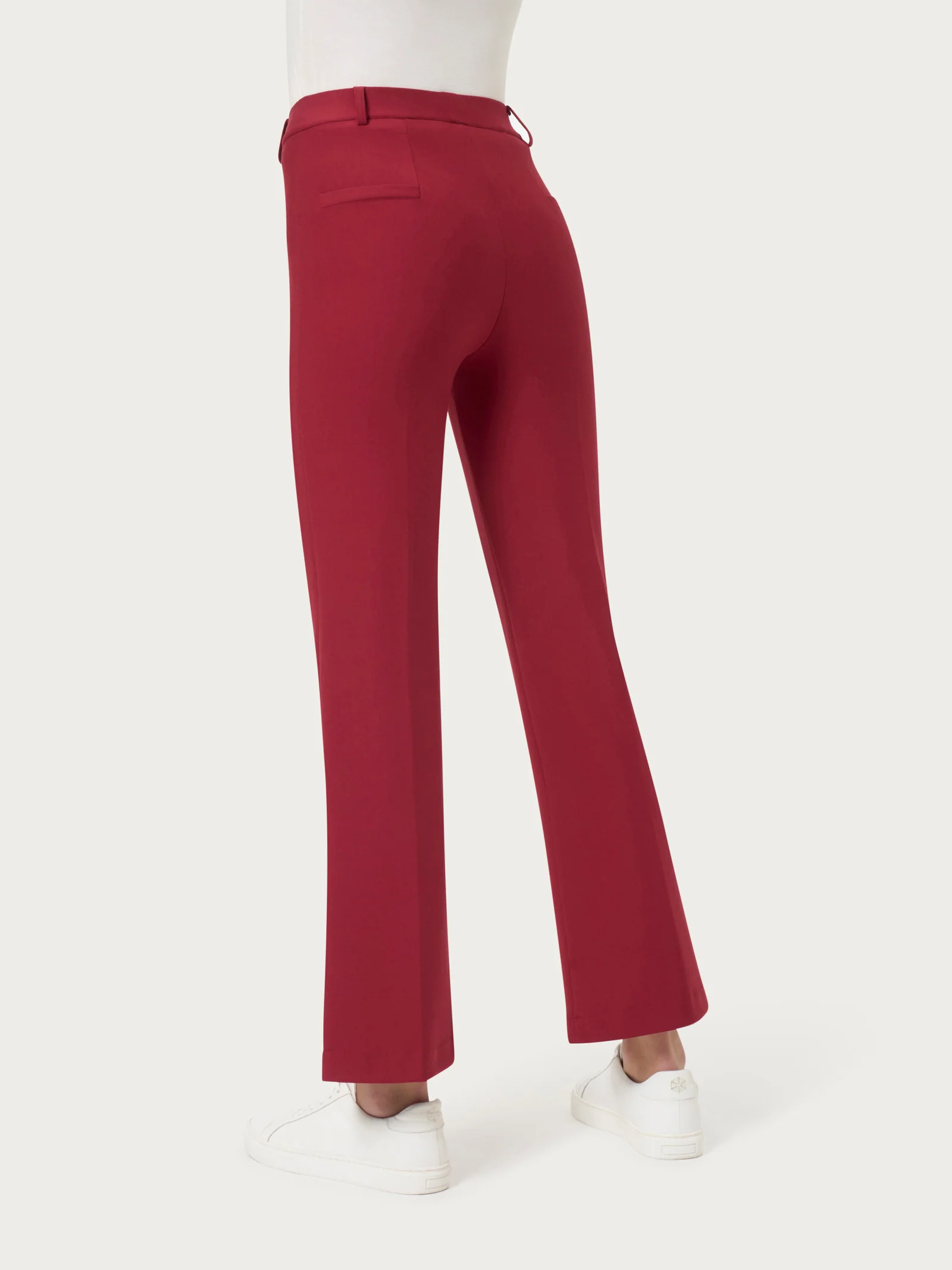 Pantalone flare alla caviglia in Compact - Tibetan Red - Image 2