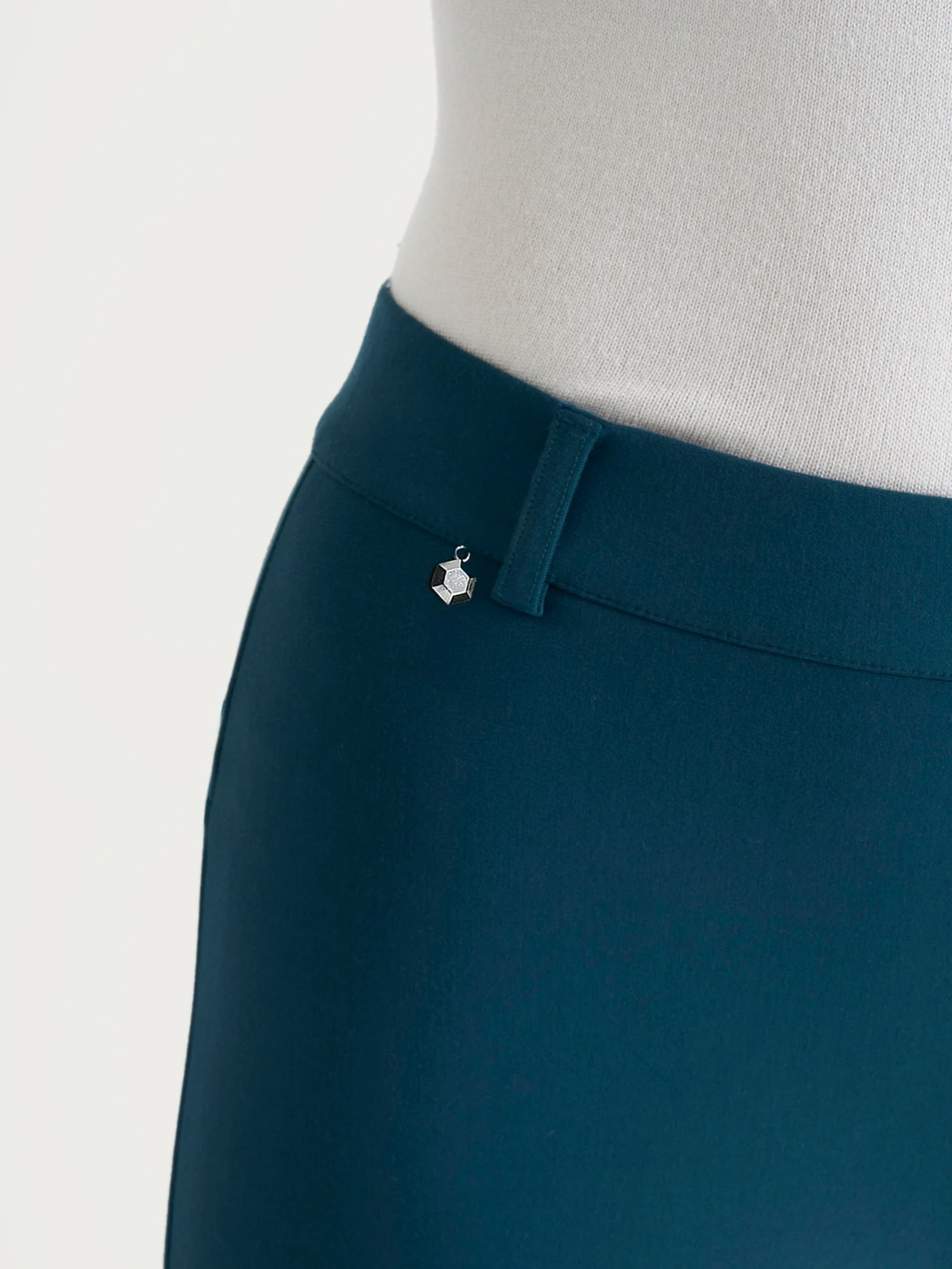 Pantalone flare alla caviglia in Compact - Reflecting Pond - Image 3
