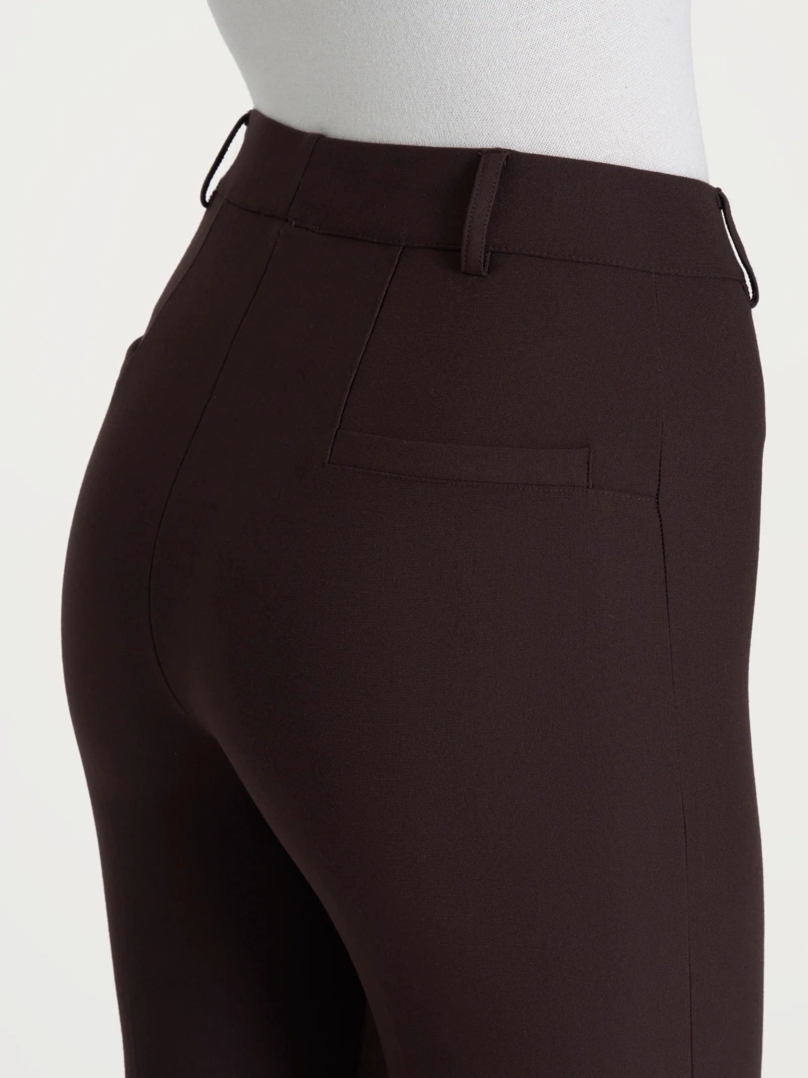 Pantalone flare alla caviglia in Compact - Chocolate Torte - Image 3