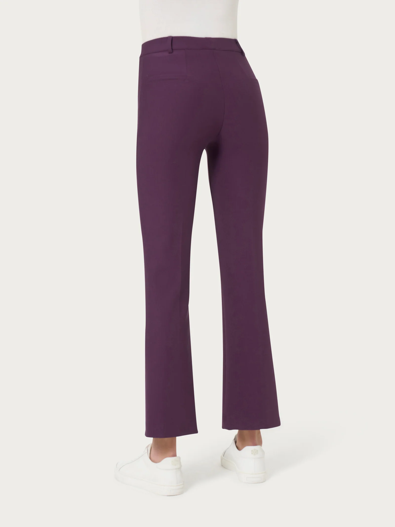 Pantalone flare alla caviglia in Compact - Plum Perfect - Image 2