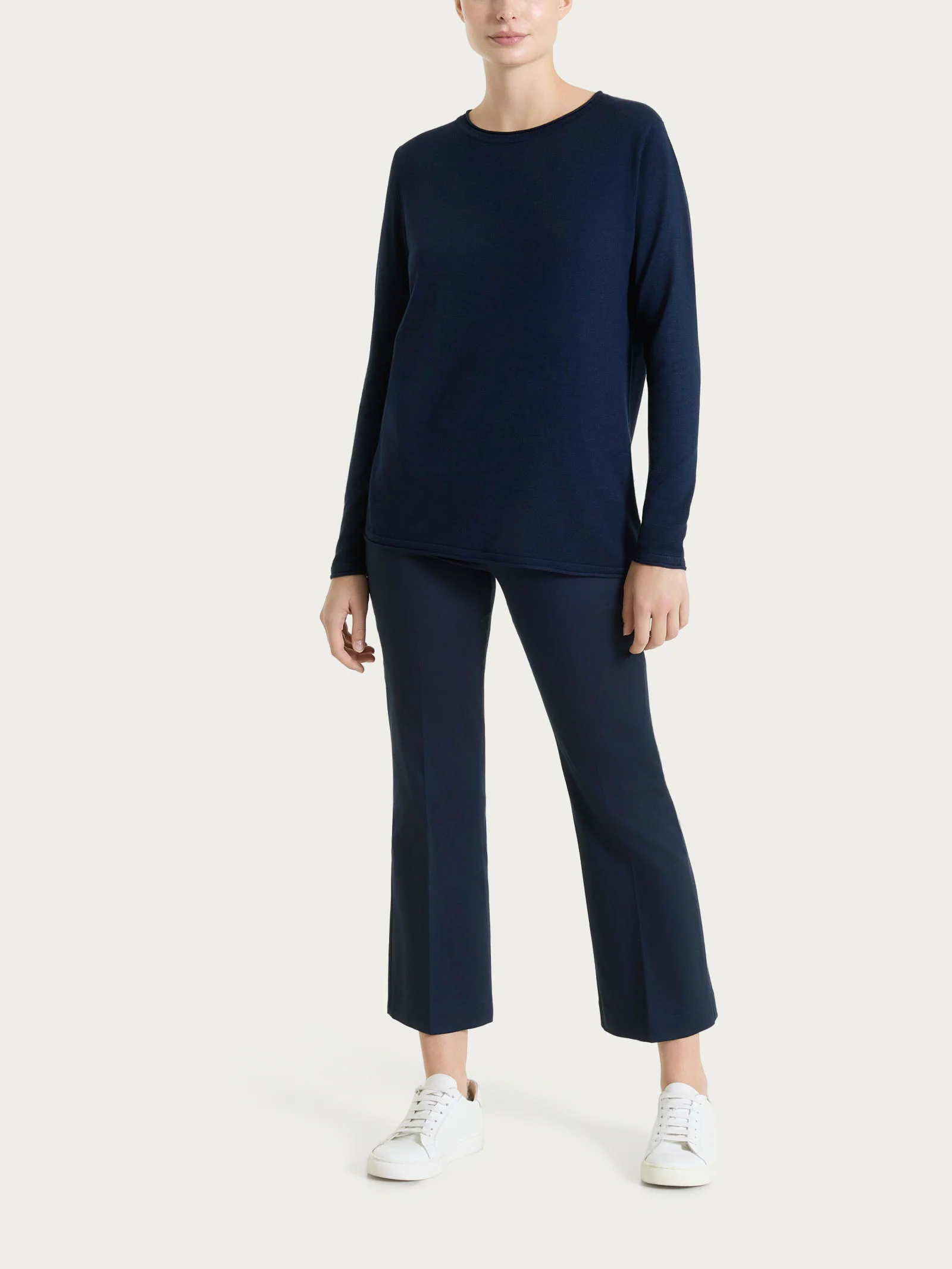 Pantalone flare alla caviglia in Satin Power - Bleu - Image 4