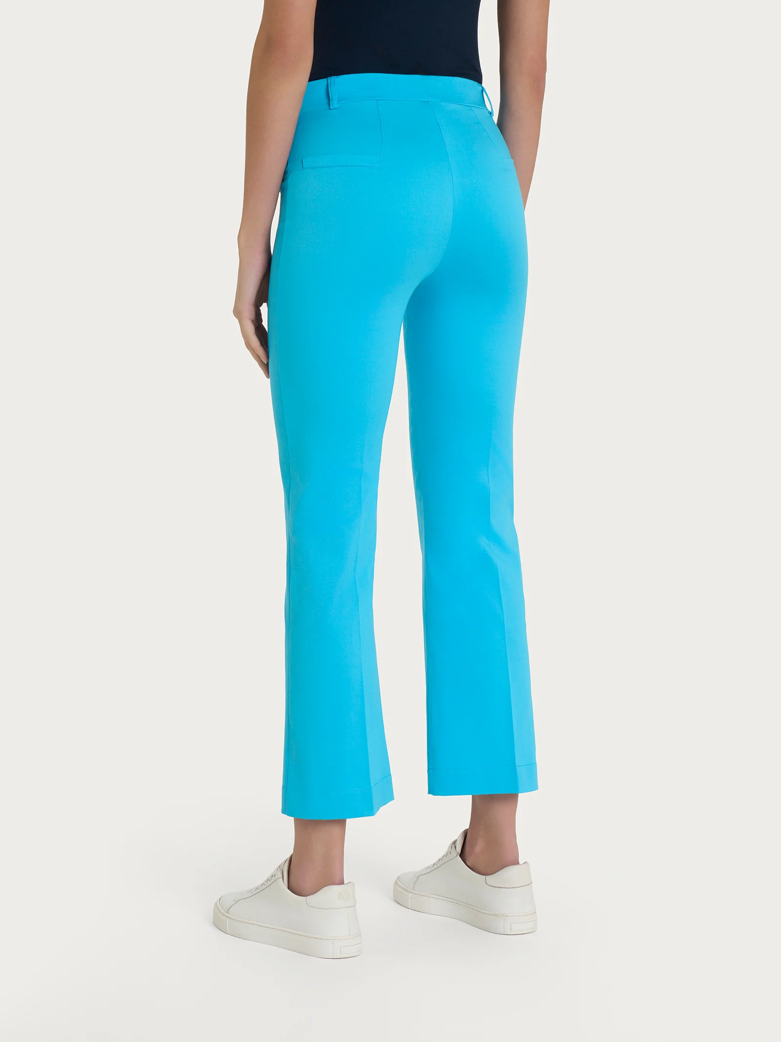 Pantalone flare alla caviglia in Satin Power - Aquarius - Image 2