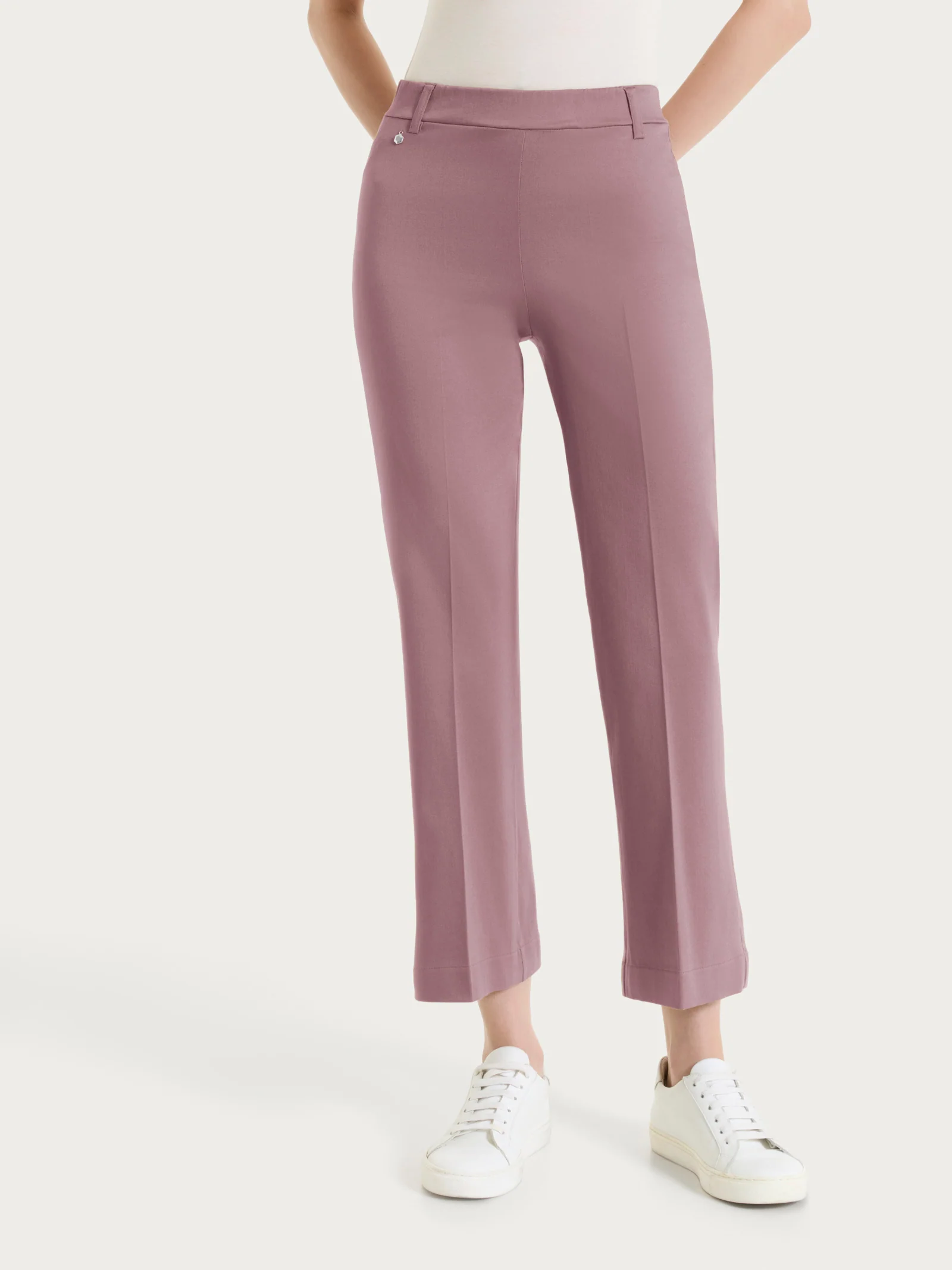 Pantalone flare alla caviglia in Satin Power - Twilight Mauve - Image 4