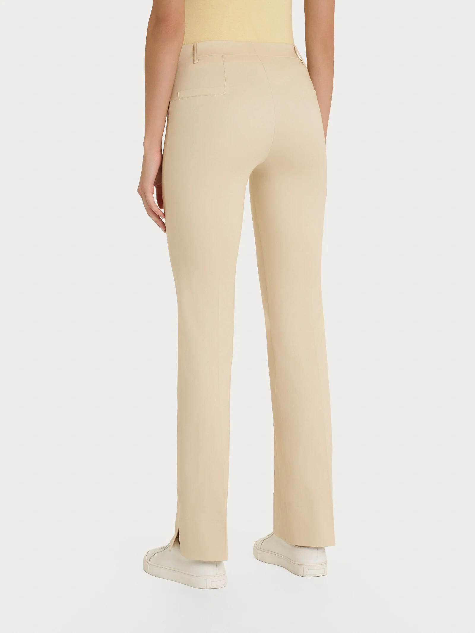 Pantalone flare con spacchetti in Satin Power - Wood Ash - Image 2