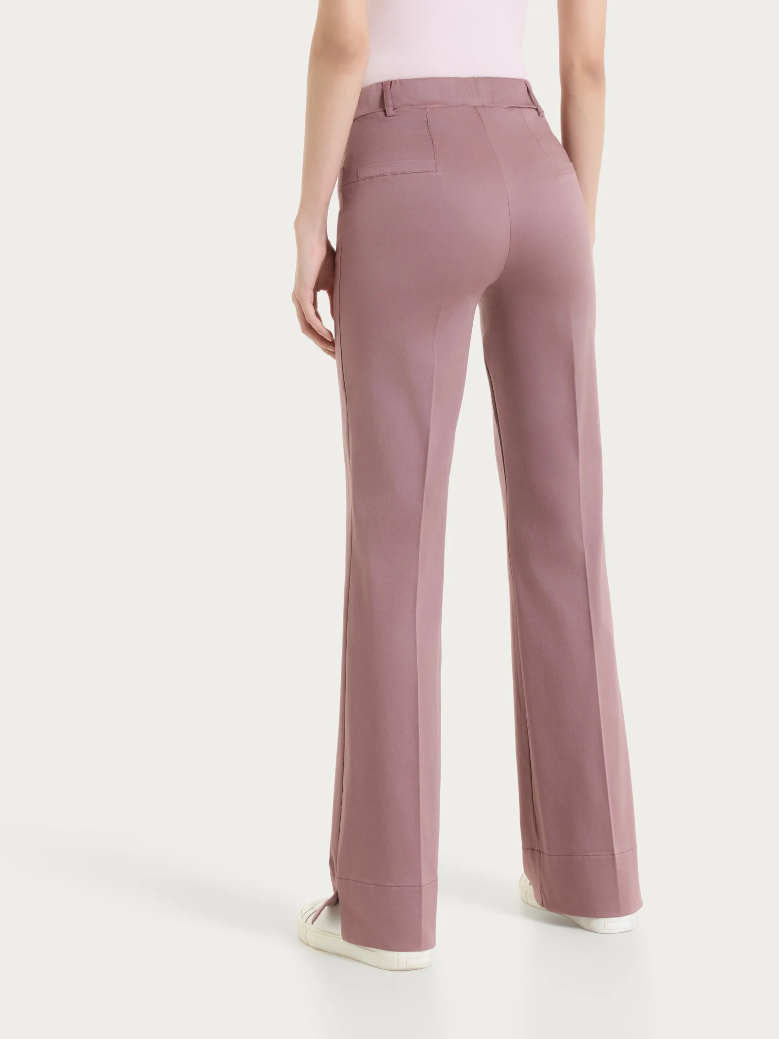 Pantalone flare con spacchetti in Satin Power - Twilight Mauve - Image 2