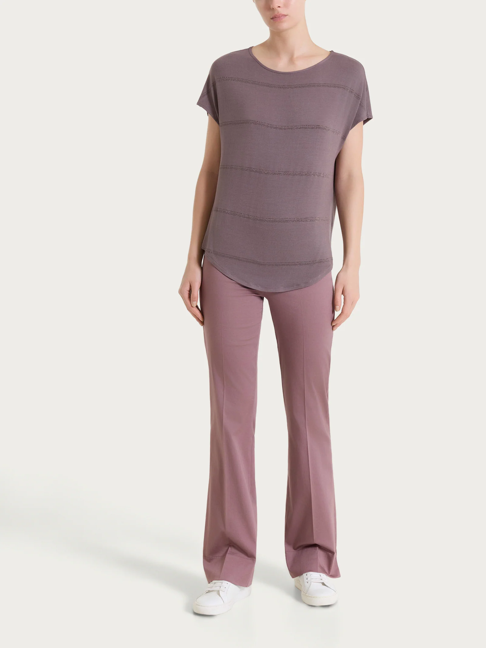 Pantalone flare con spacchetti in Satin Power - Twilight Mauve - Image 5