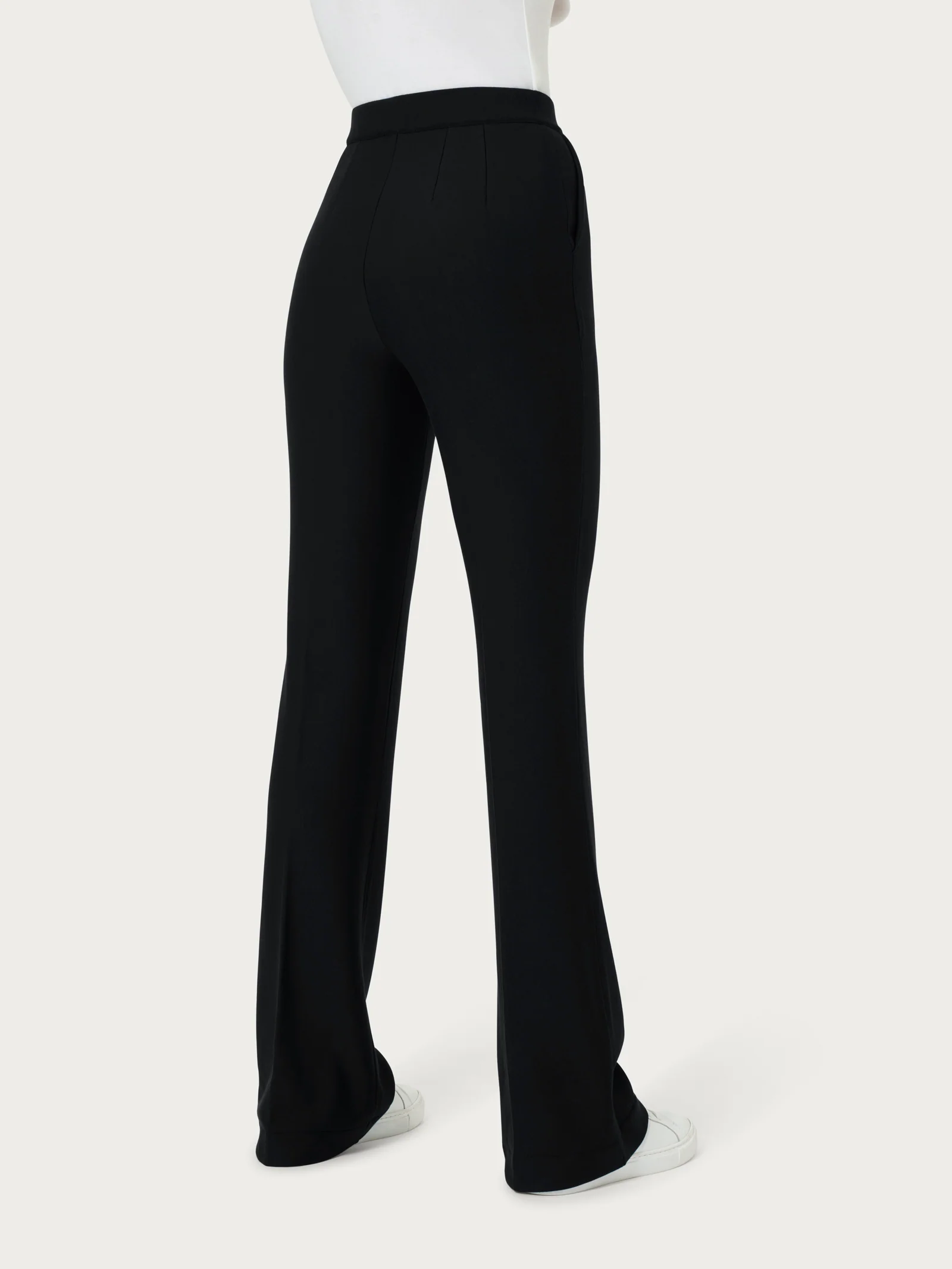 Pantalone flare con tasche in Eco Techno Fleece - Nero - Image 2