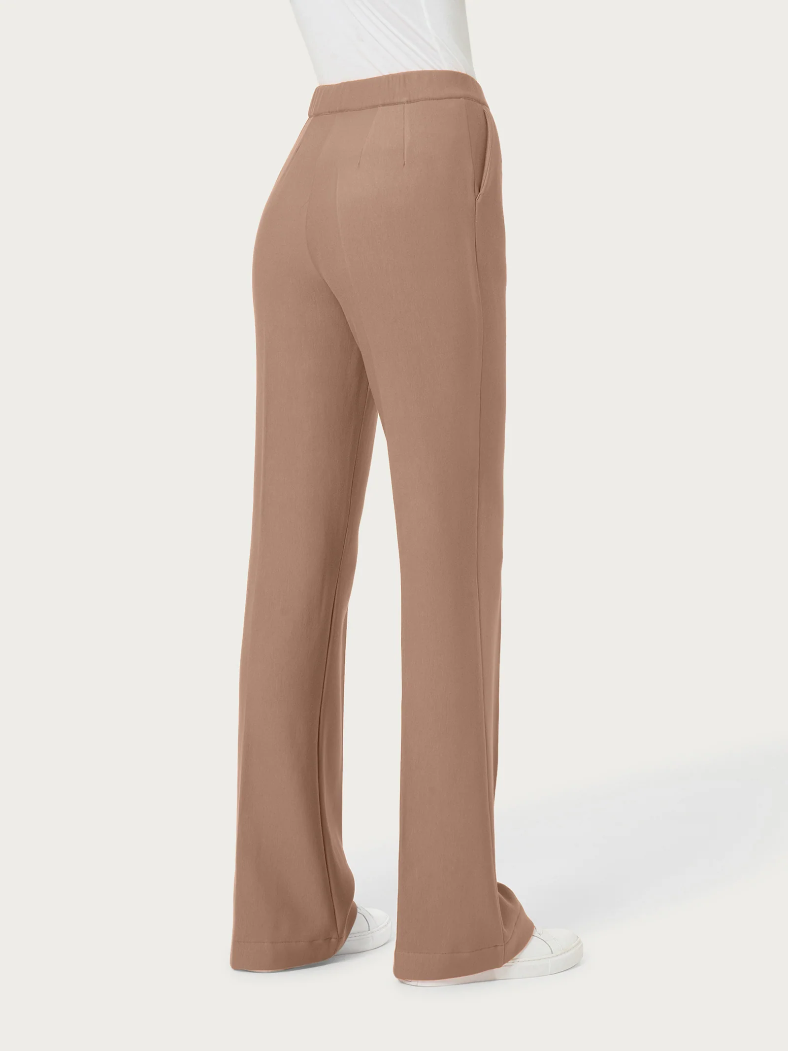 Pantalone flare con tasche in Eco Techno Fleece - Pine Bark - Image 2