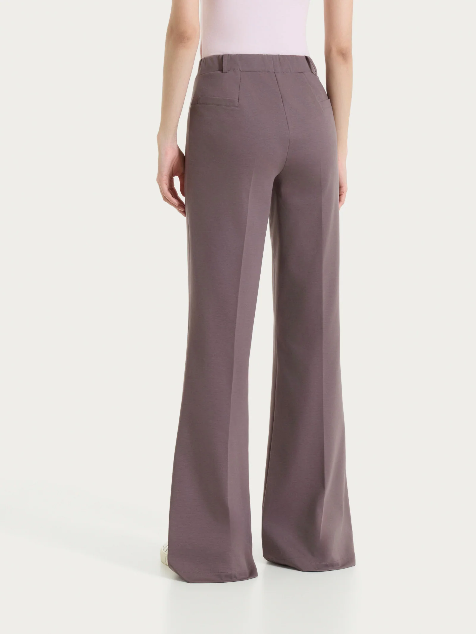 Pantalone flare in Compact Light - Plum Truffle - Image 2