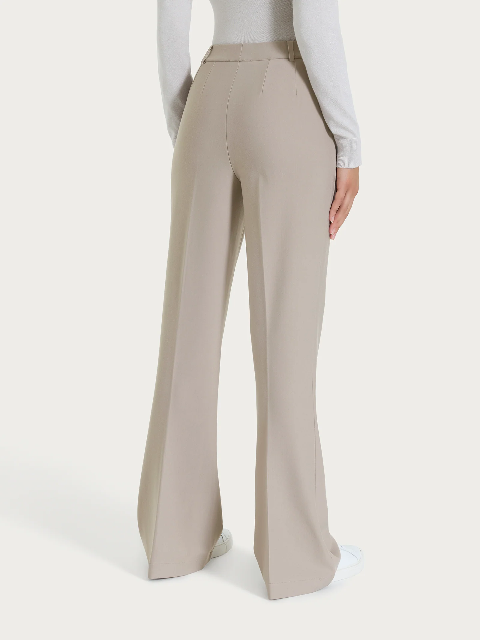 Pantalone flare lungo con tasche in Compact - String - Image 2