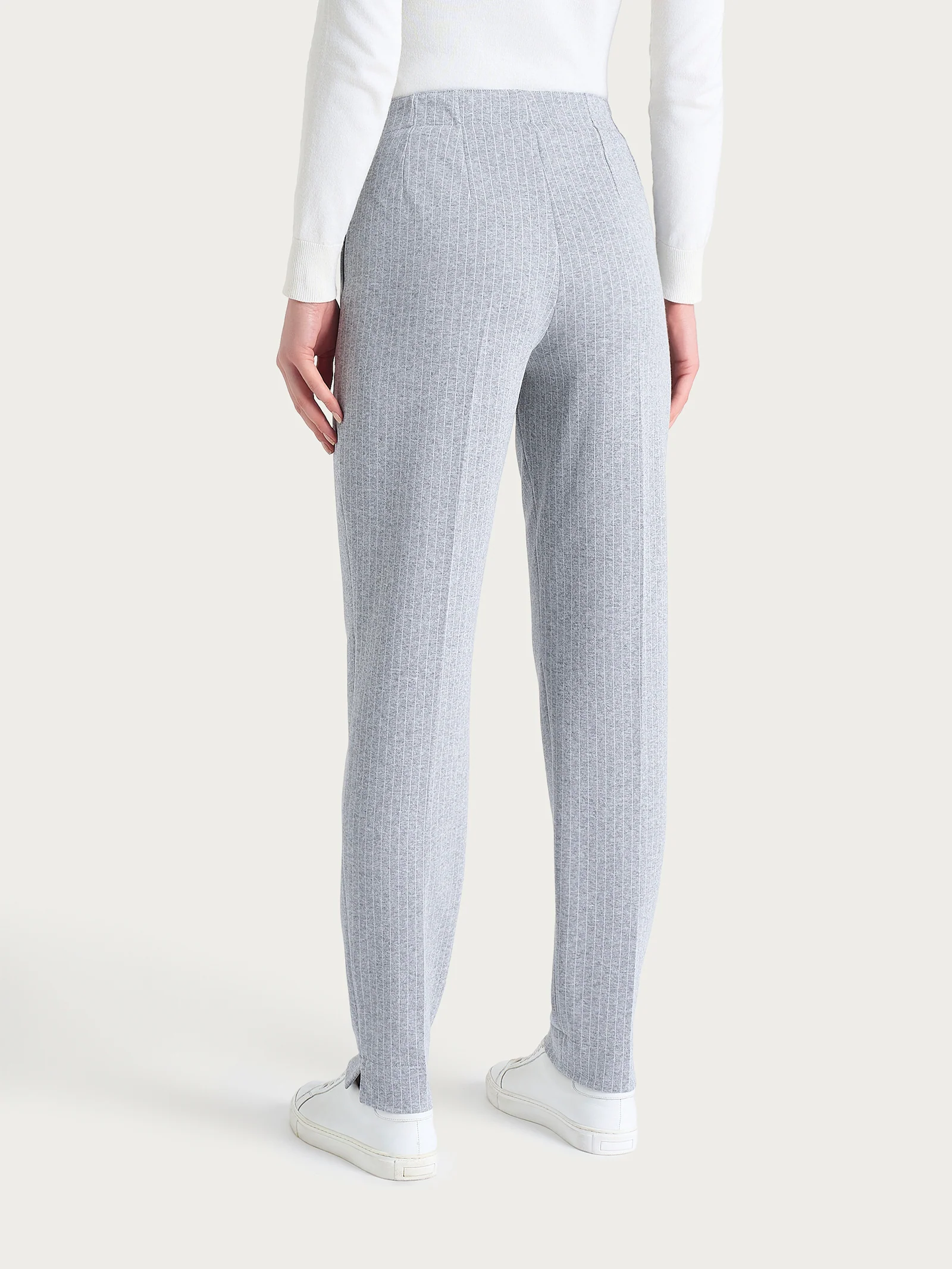 Pantalone gessato a sigaretta con spacchetti in Eco Jacquard - Fant.Grigio Mel. - Image 3