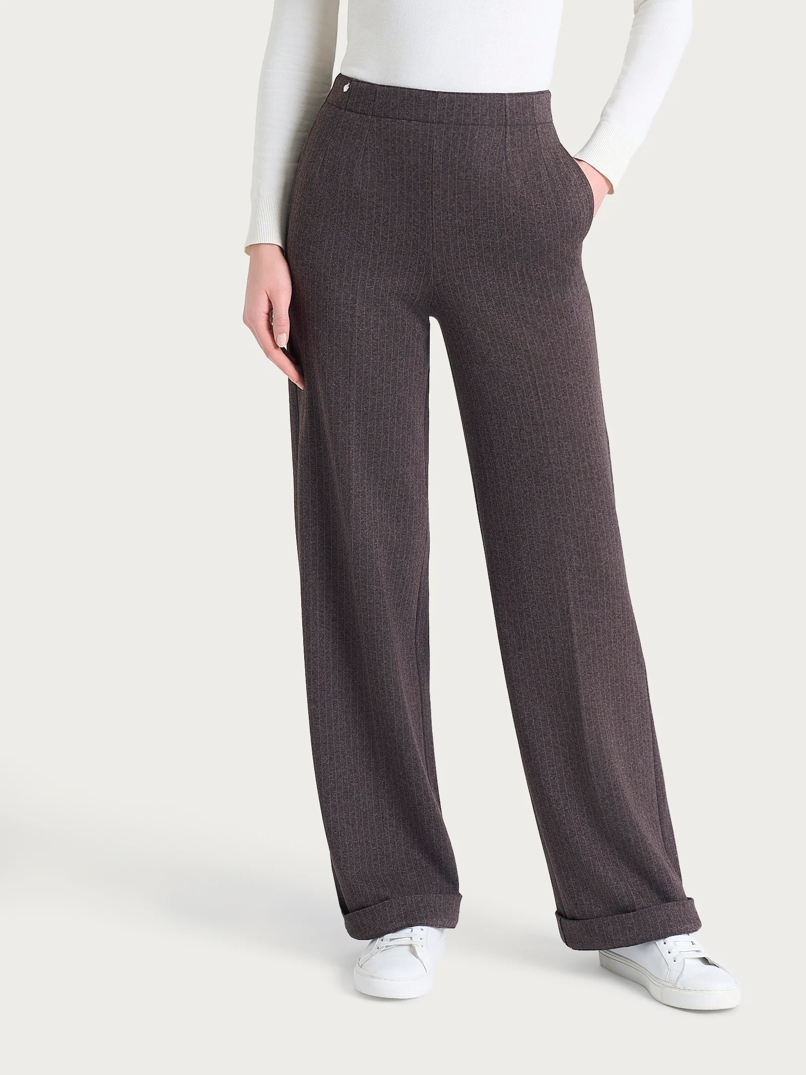 Pantalone gessato ampio con tasche in Eco Jacquard - Fant. Chocolate Torte Mel. - Image 2