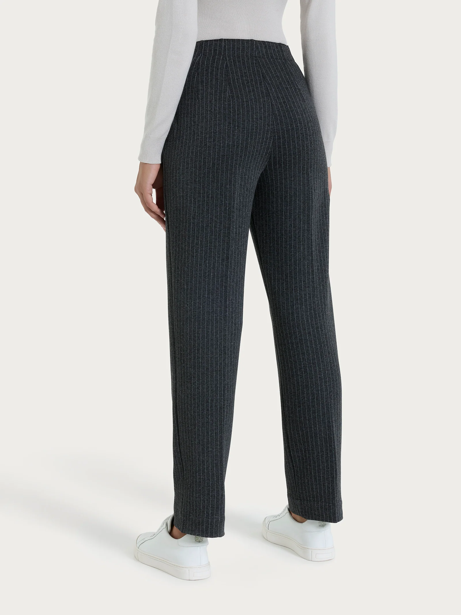 Pantalone gessato dritto con tasche in Eco Jacquard - Fant.Oscuro Mel - Image 3