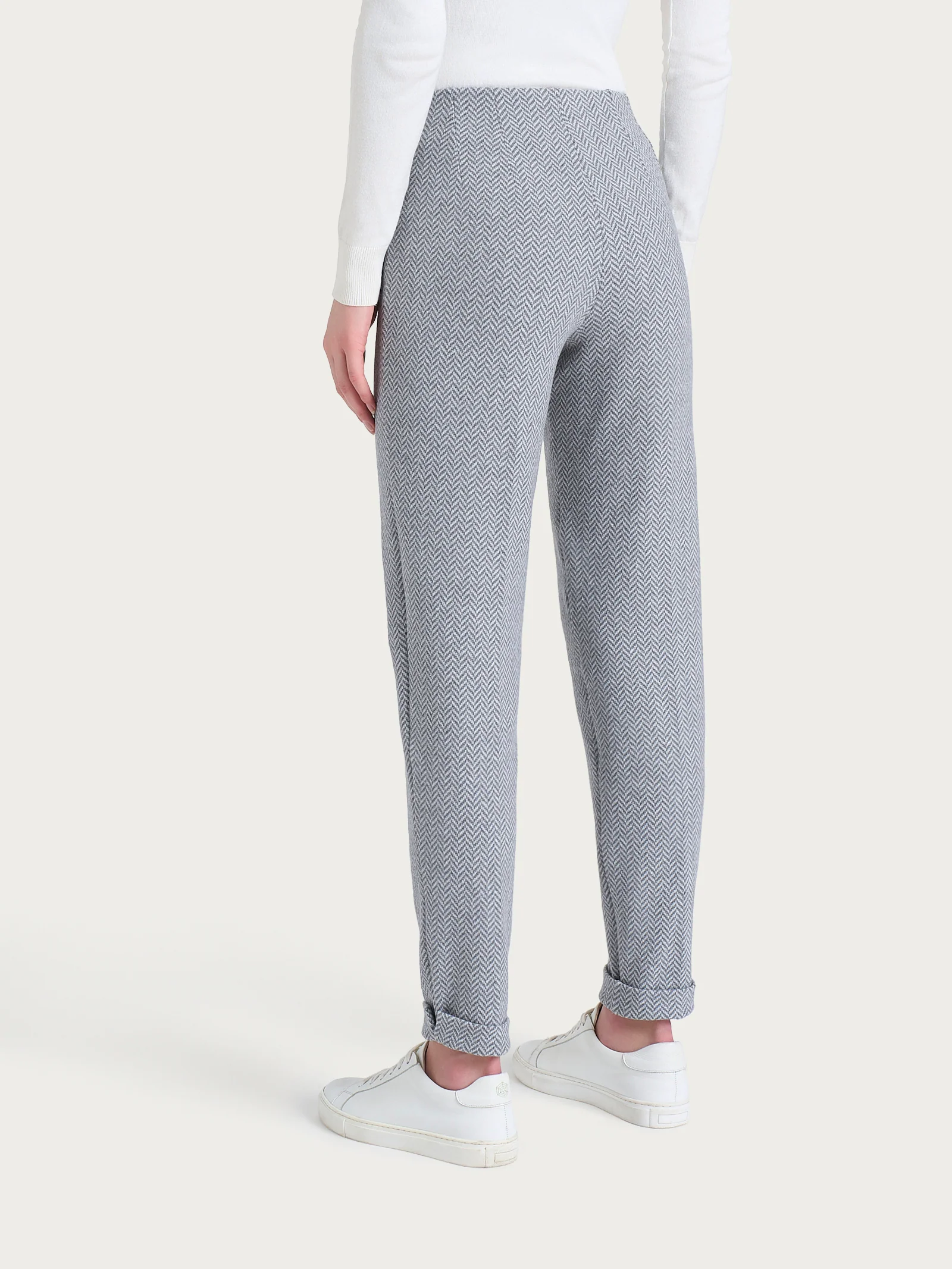 Pantalone in fantasia a sigaretta con spacchetti in Eco Jacquard - Fant.Grigio Mel. - Image 6