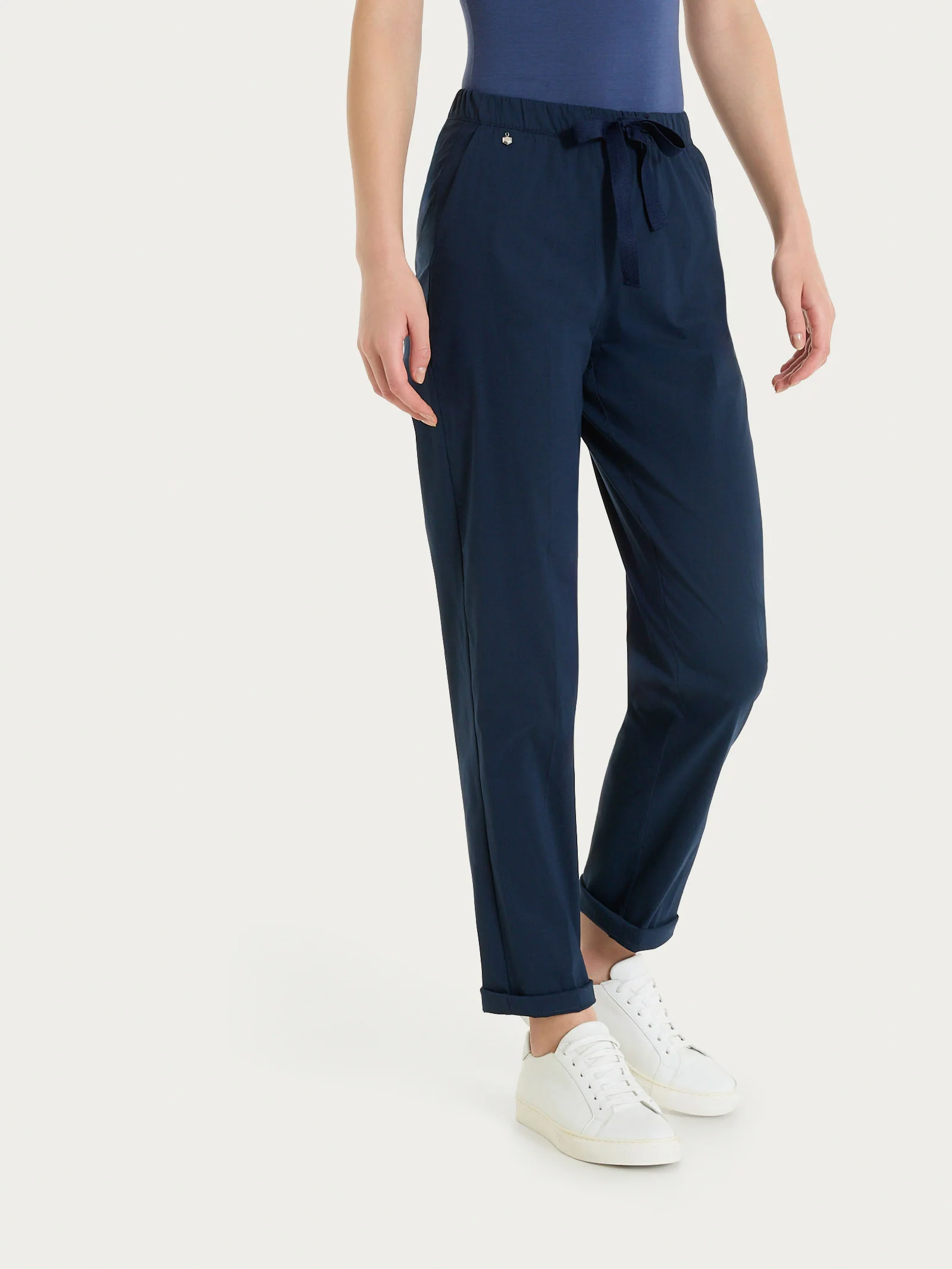 Pantalone jogger con tasche in Super Fresh - Bleu - Image 3