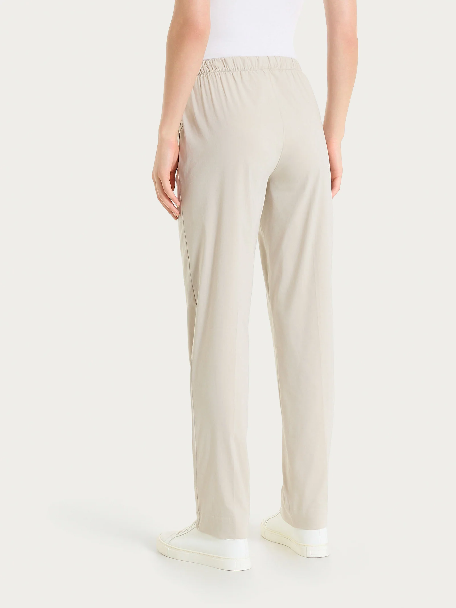Pantalone jogger con tasche in Super Fresh - Champignon - Image 4