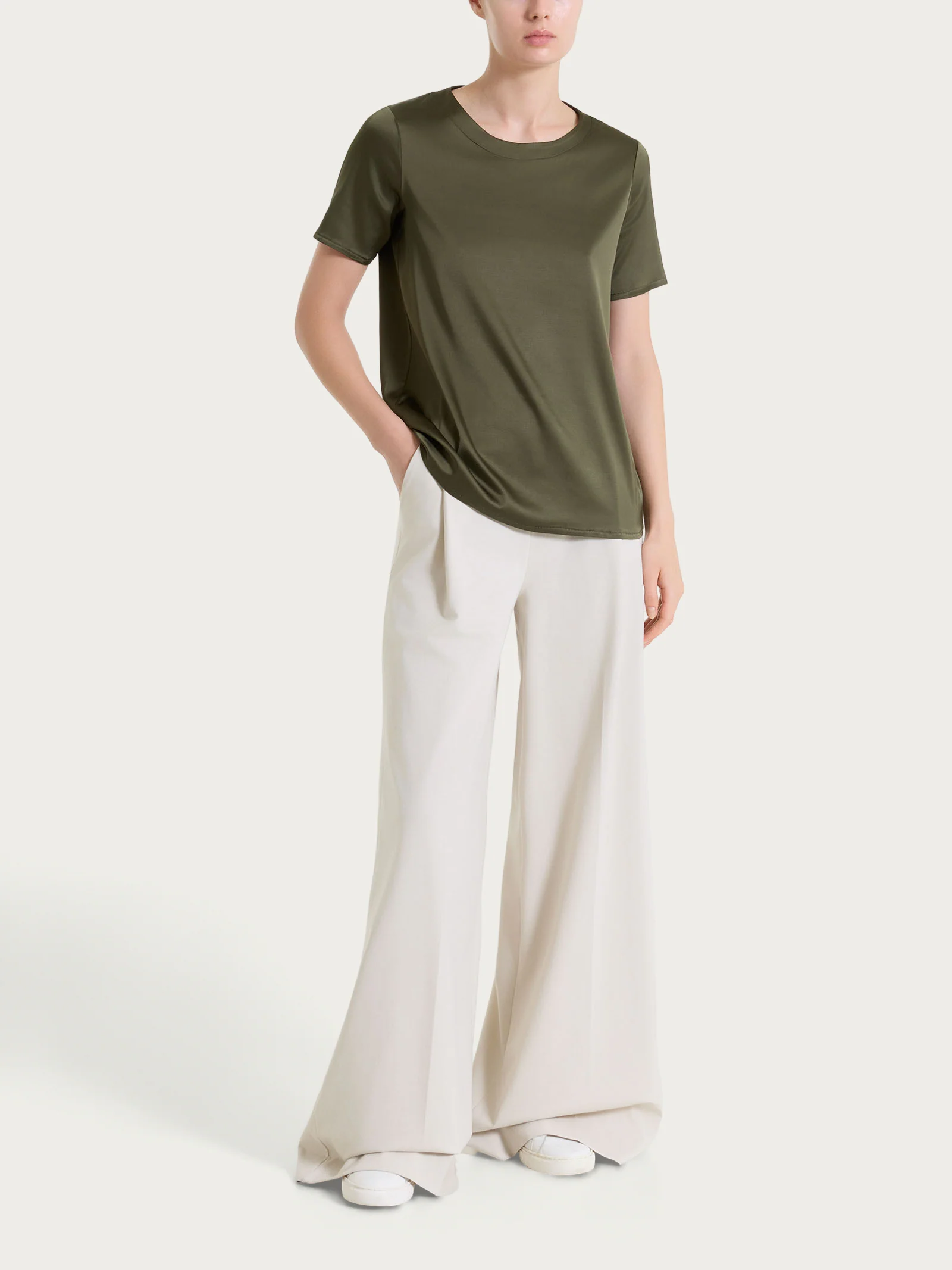 Pantalone lungo a palazzo con tasche e pinces in Compact Light - Champignon - Image 4