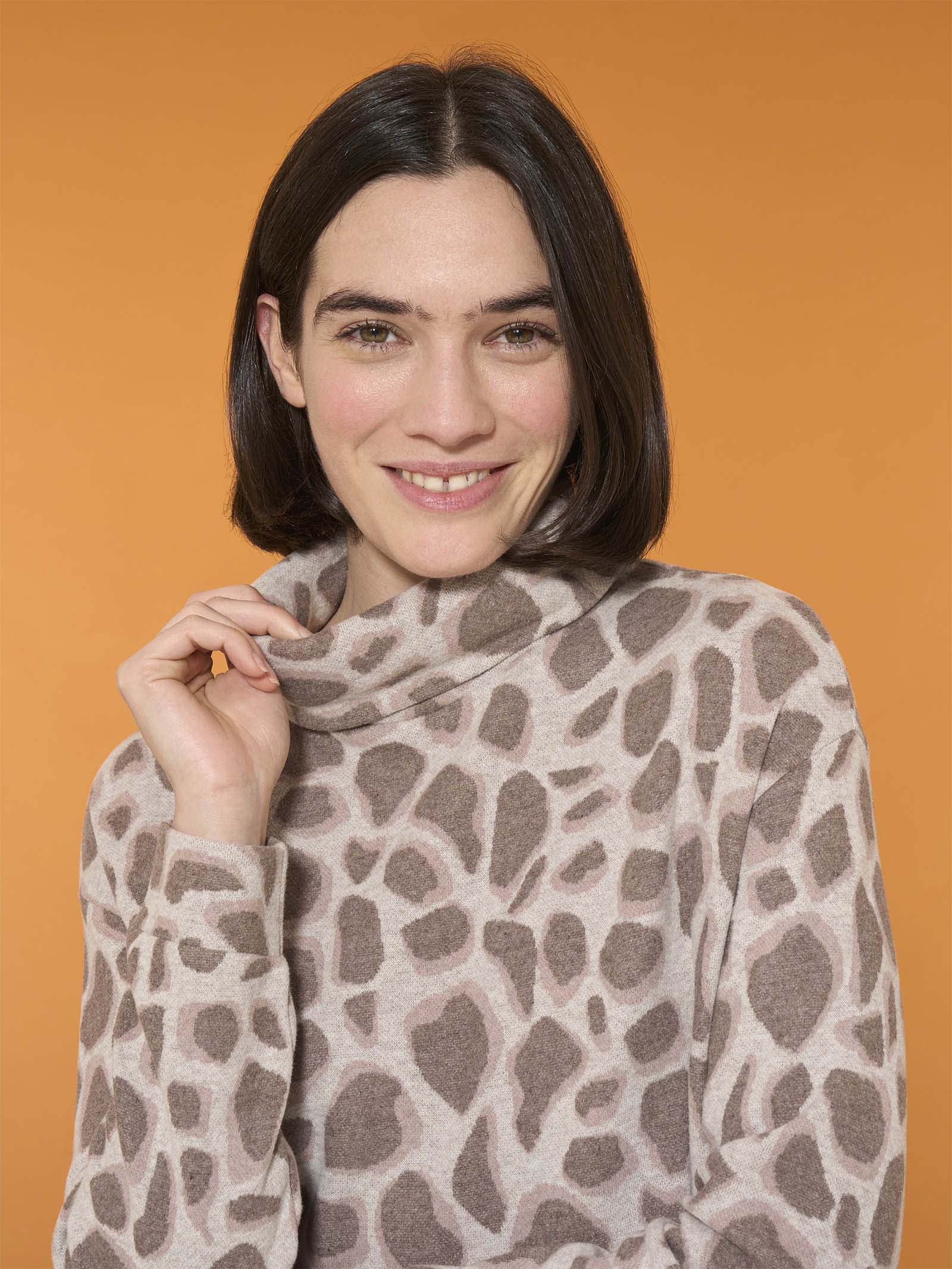 Pigiama a ciambella con fantasia animalier in cotton eco pile - Fant.Caffe' - Image 3