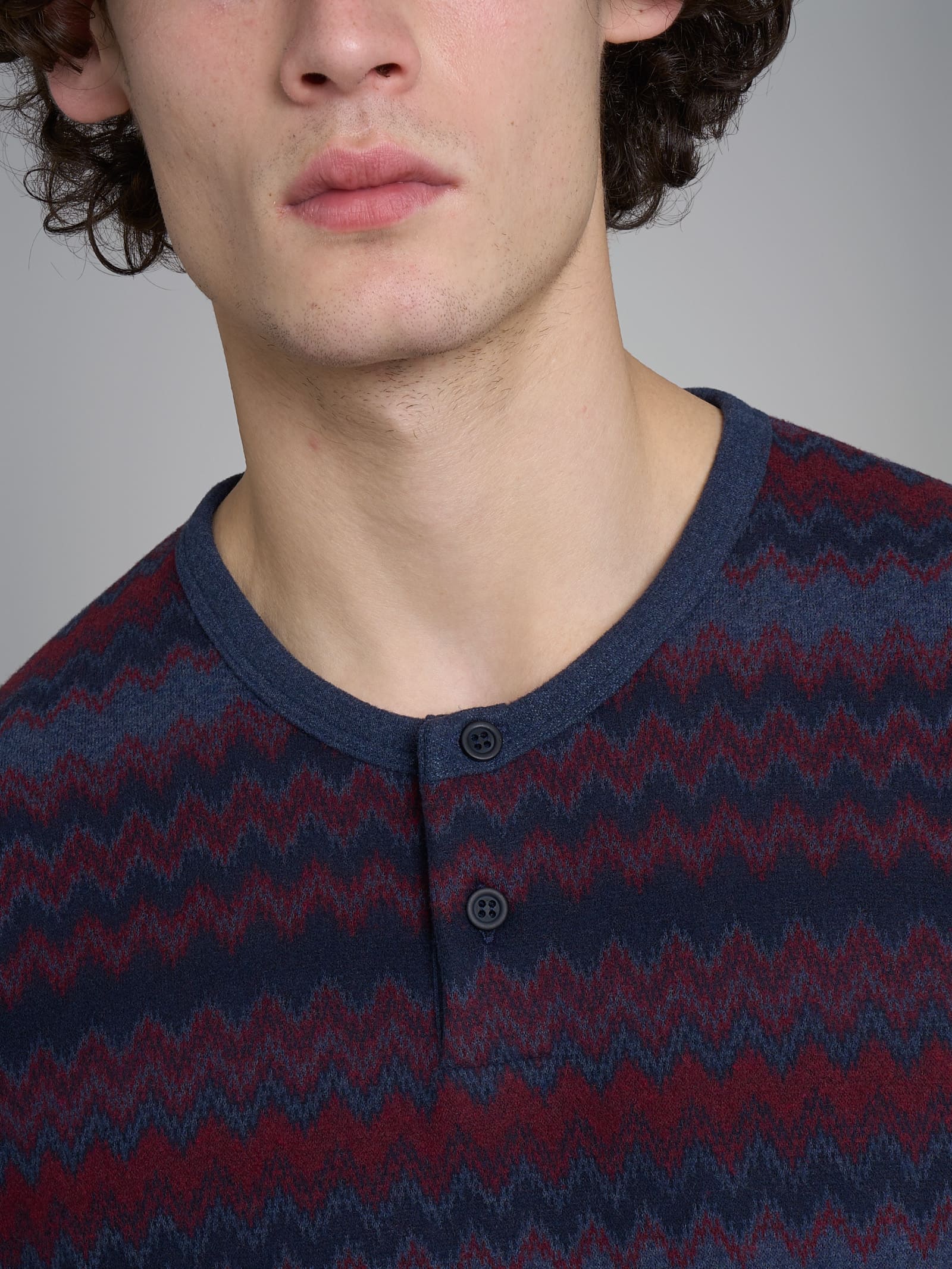 Pigiama a serafino a righe zig zag in Cotton Eco Pile - Fant.Indigo - Image 2