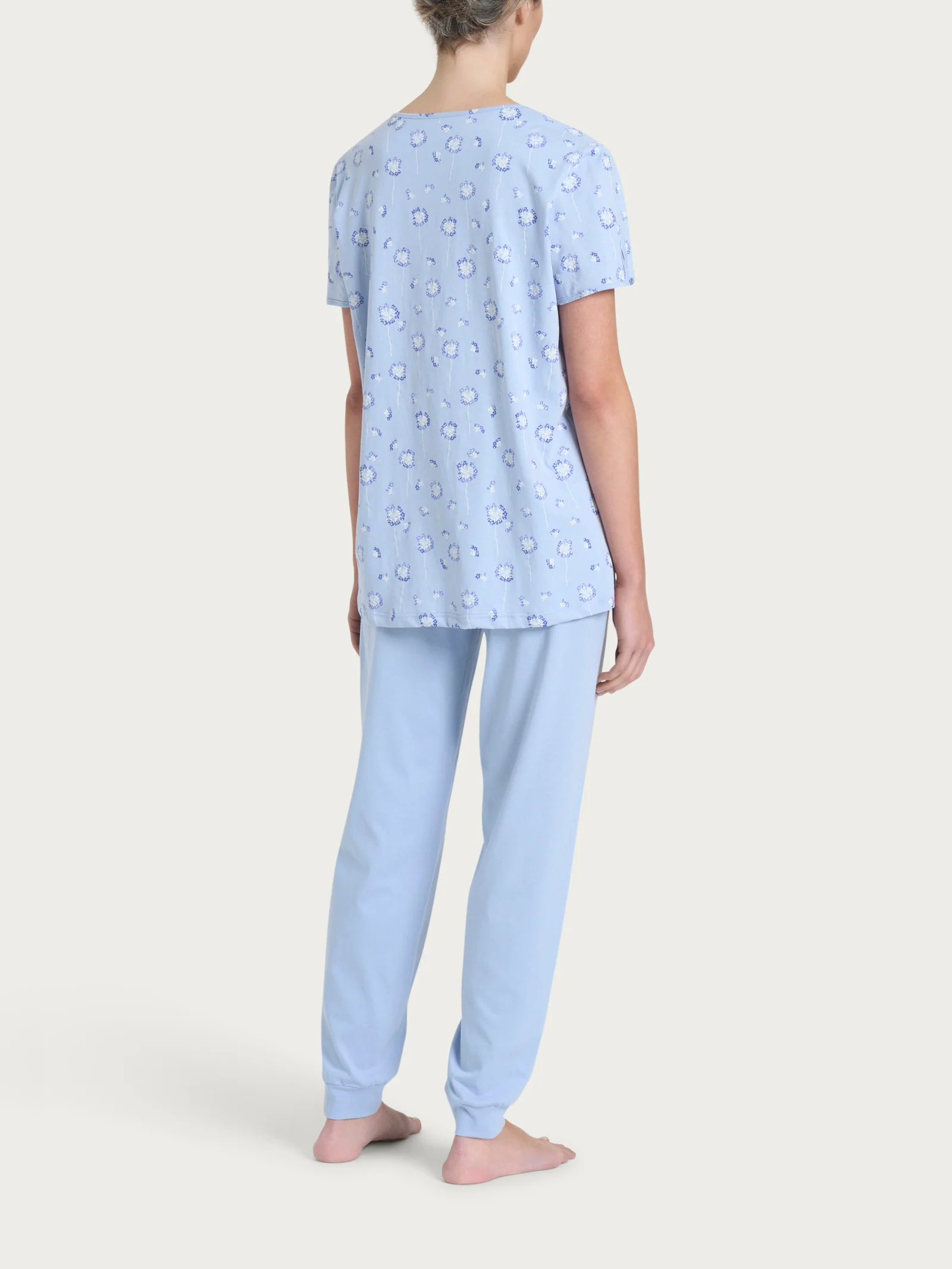 Pigiama a serafino con arricciatura in Jersey di cotone 40-52 - Fant. Brunnera Blue - Image 2