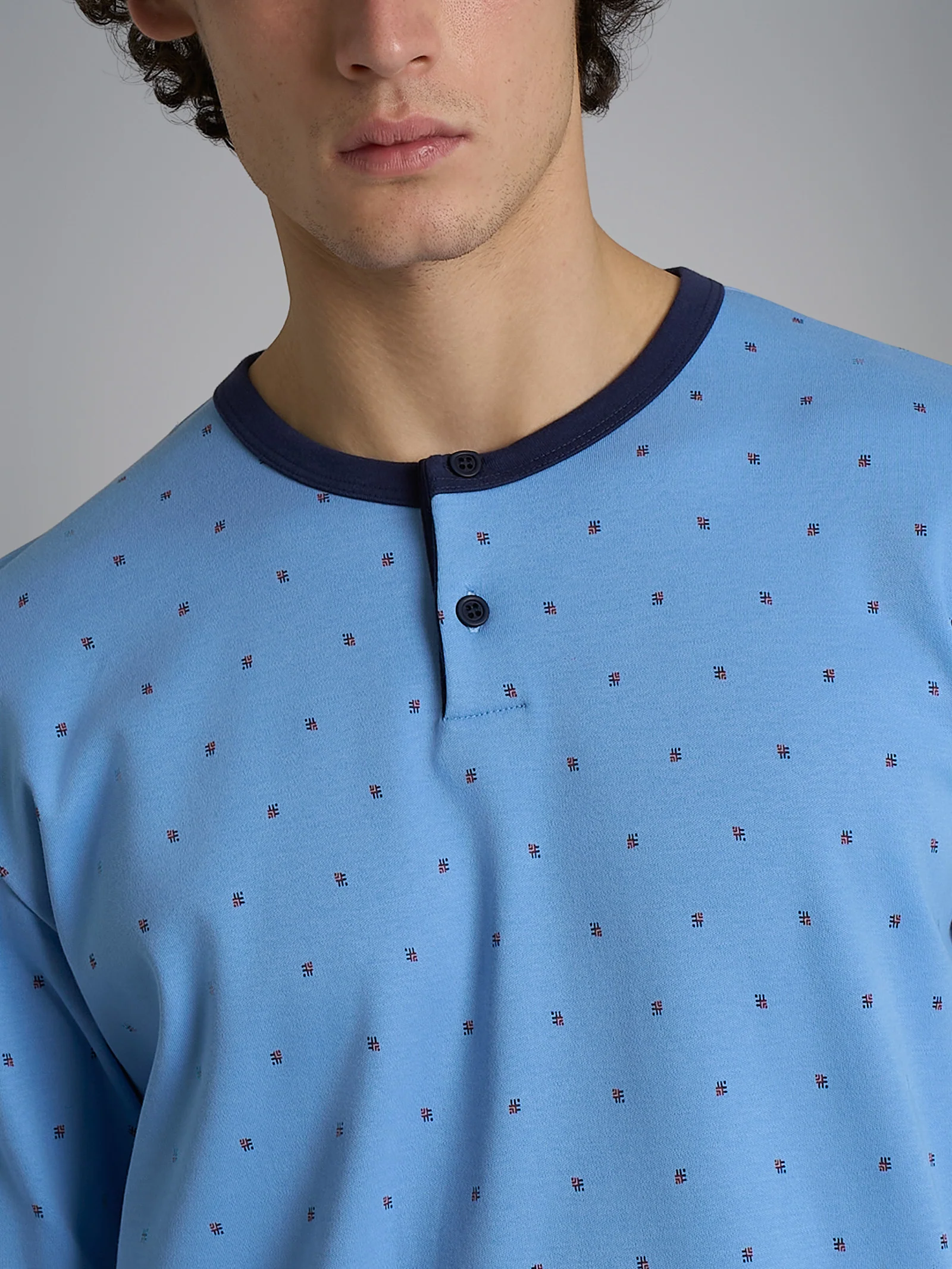 Pigiama a serafino con fantasia geometrica in interlock di cotone 58-60 - Fant. Bel Air Blue - Image 2