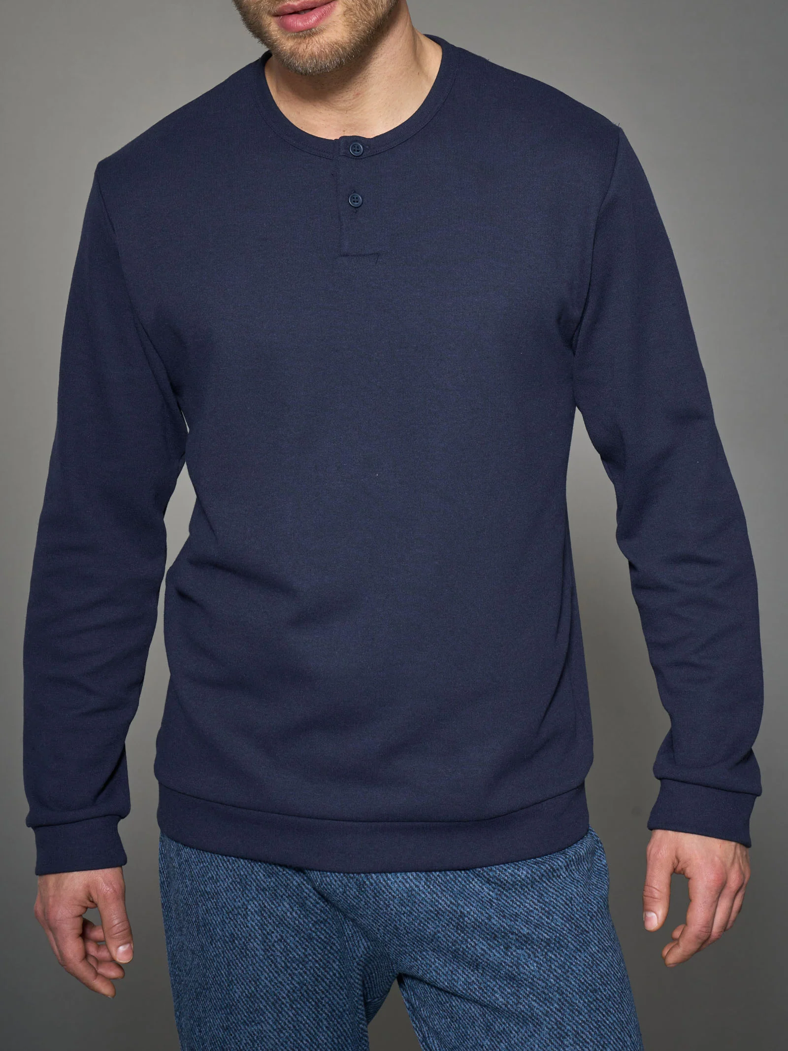 Pigiama a serafino con fantasia in Cotton Eco Pile - Fant.Outer Space - Image 3