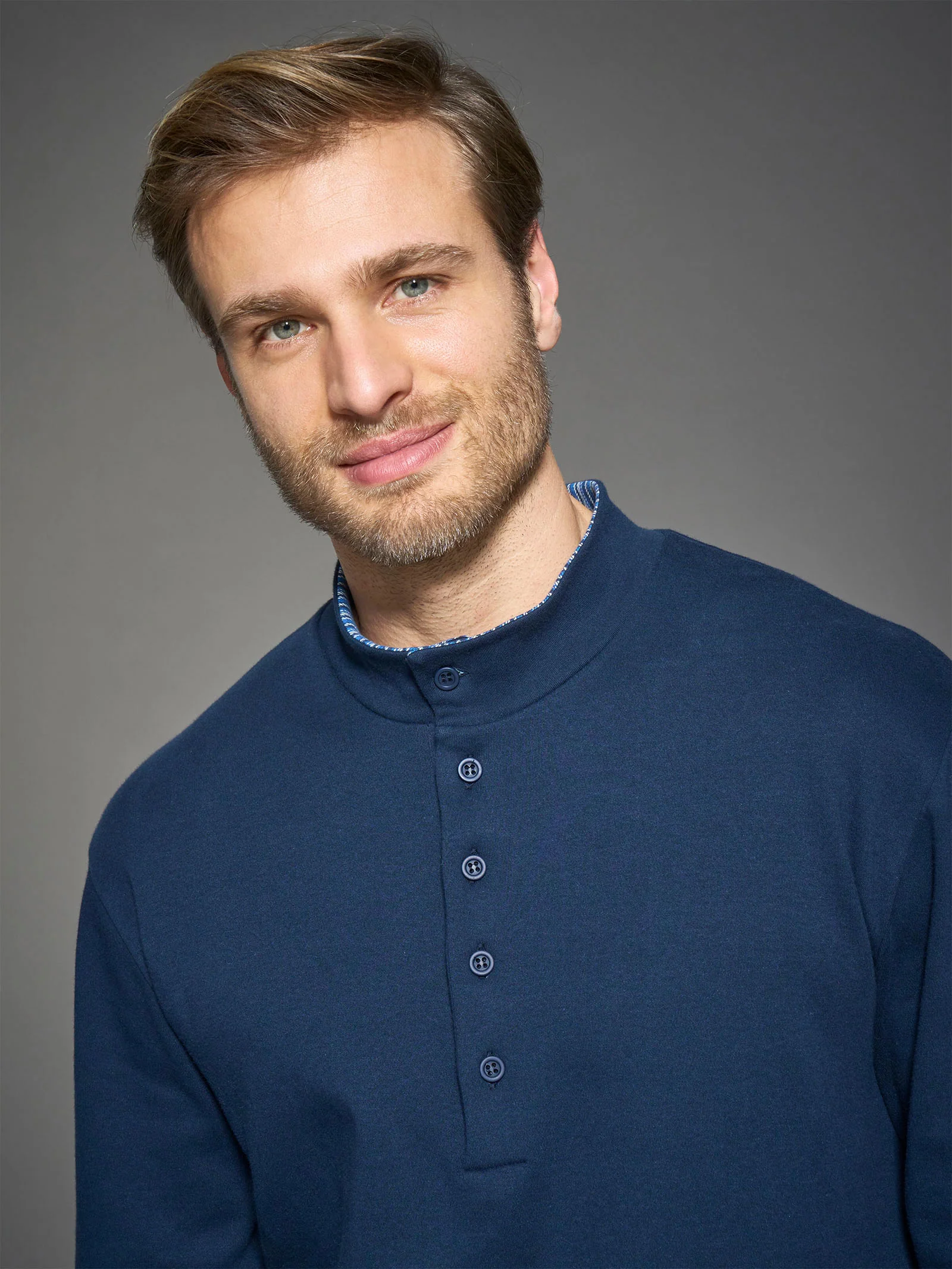 Pigiama con collo alto serafino  in interlock di caldo cotone - Fant. Navy Blazer - Image 3