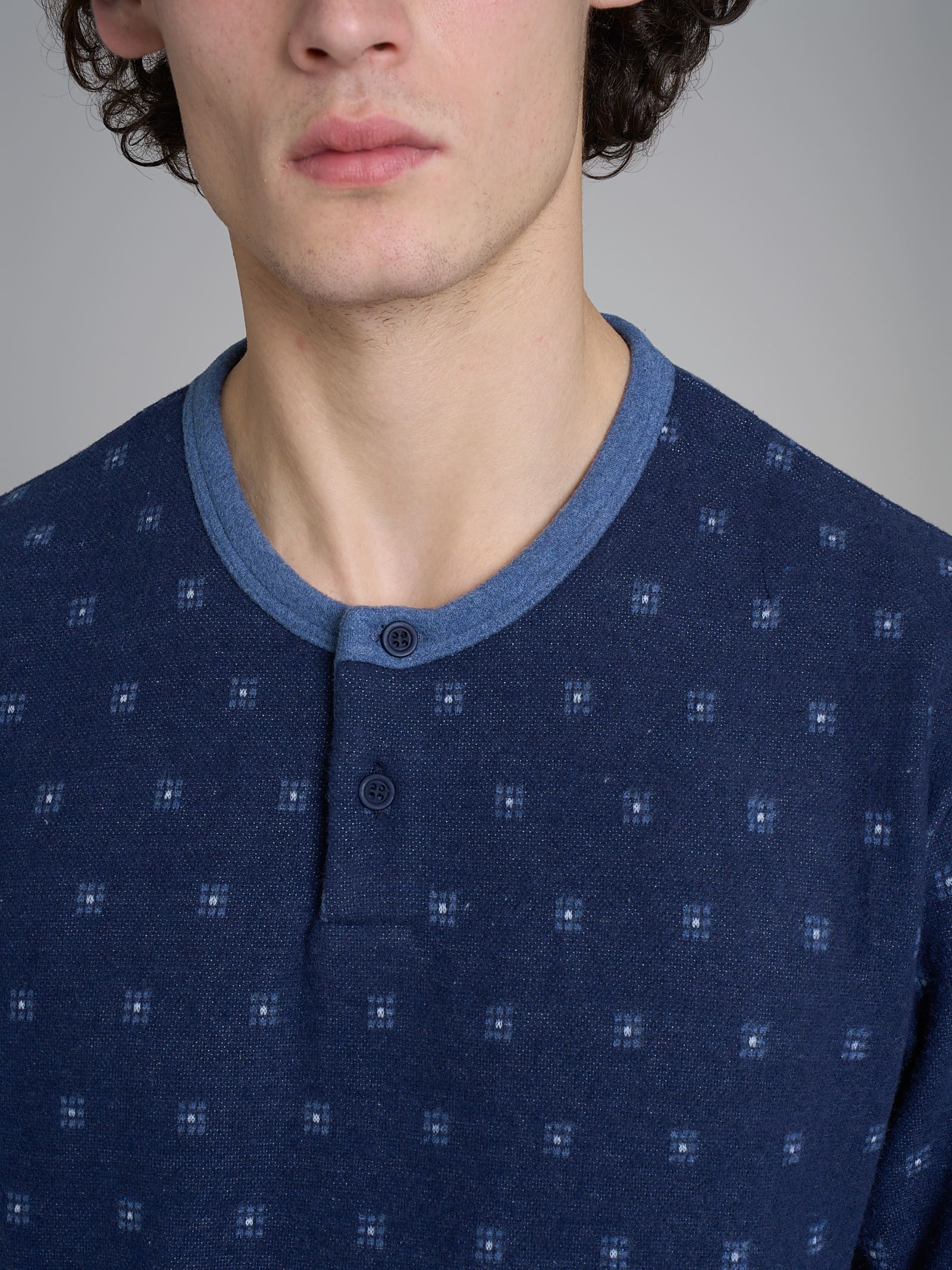 Pigiama serafino con fantasia geometrica in Cotton Eco Pile - Fant. Naval Academy - Image 2