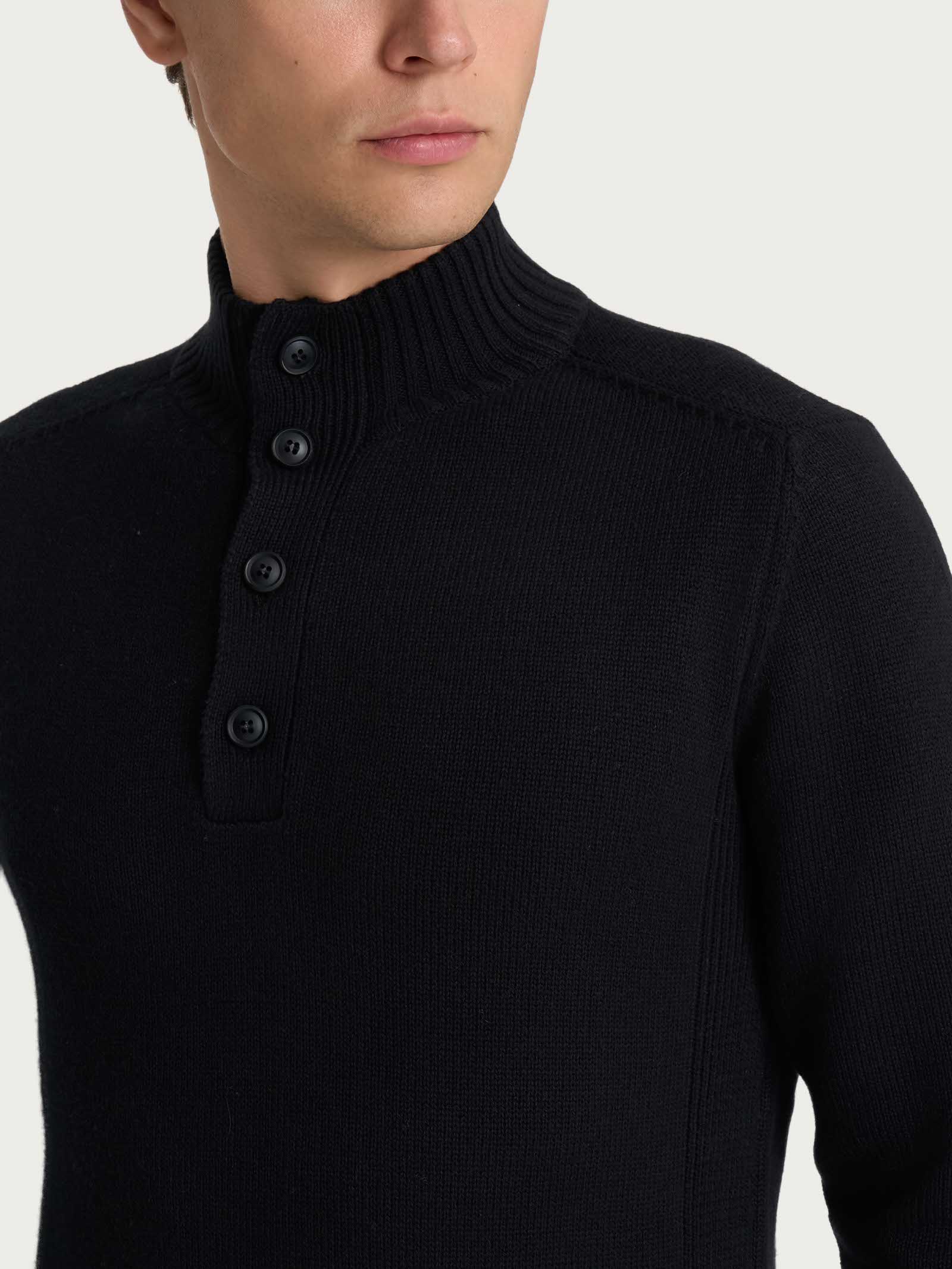 Pull con bottoni in Nice Wool - Nero - Image 3