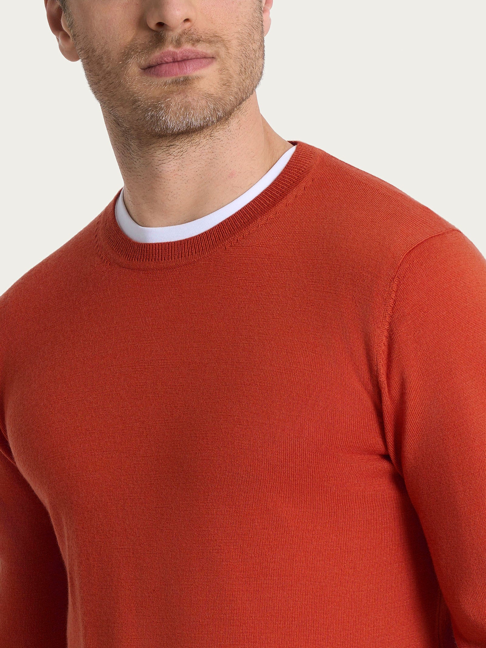 Pull girocollo a maglia unita in Merino Soft - Rust - Image 3
