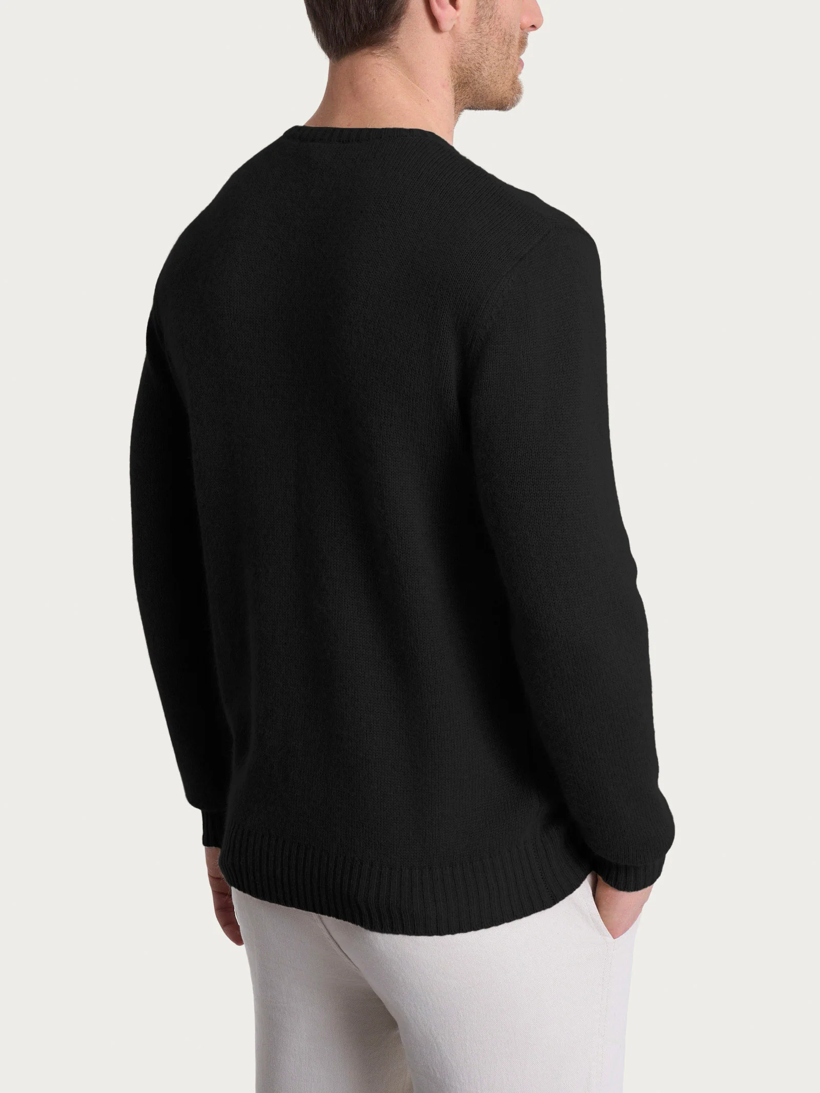 Pull girocollo in Natural Soft  - Nero - Image 2