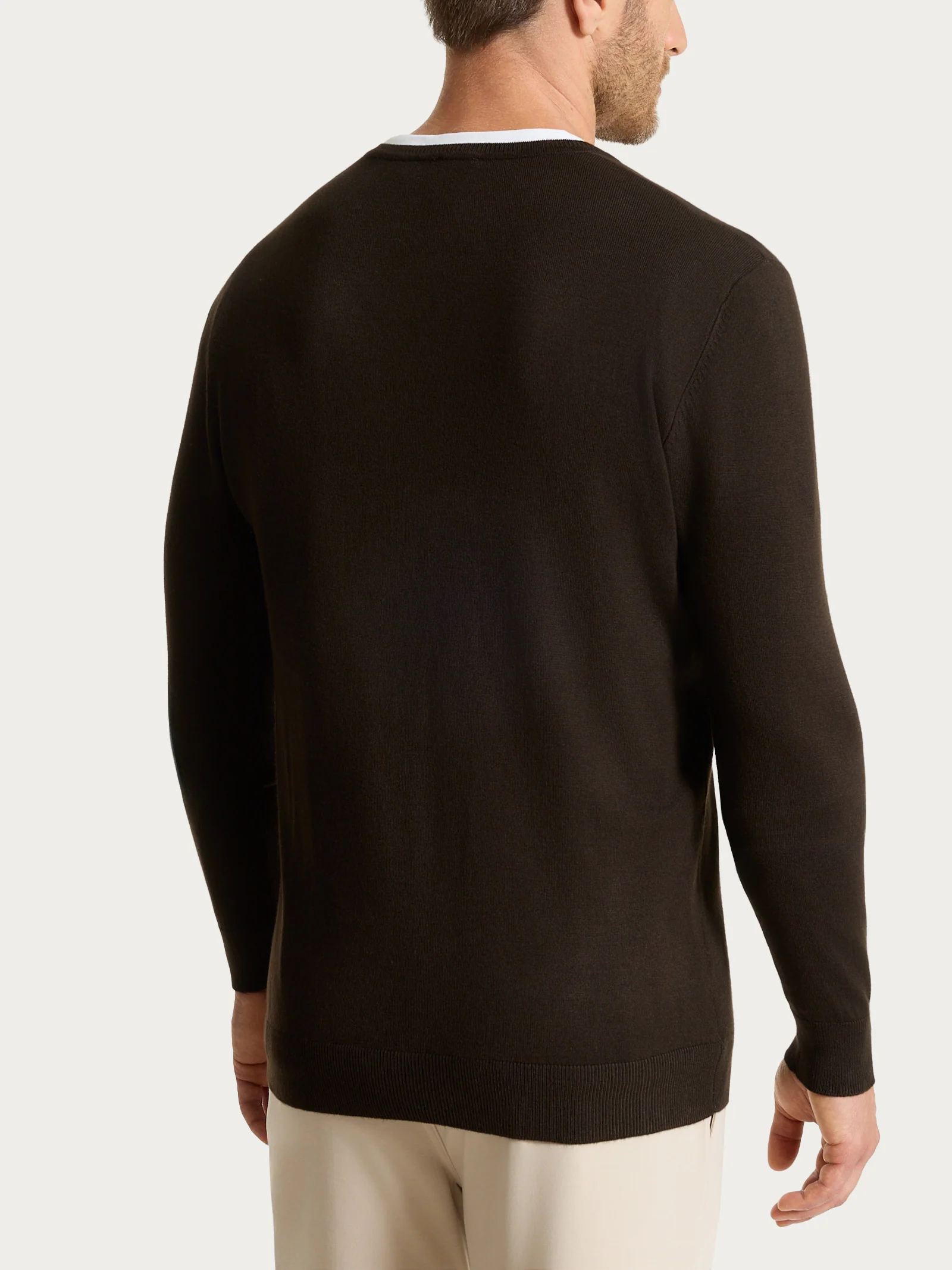 Pull scollo a V a manica lunga in Summertime - Chocolate Torte - Image 2