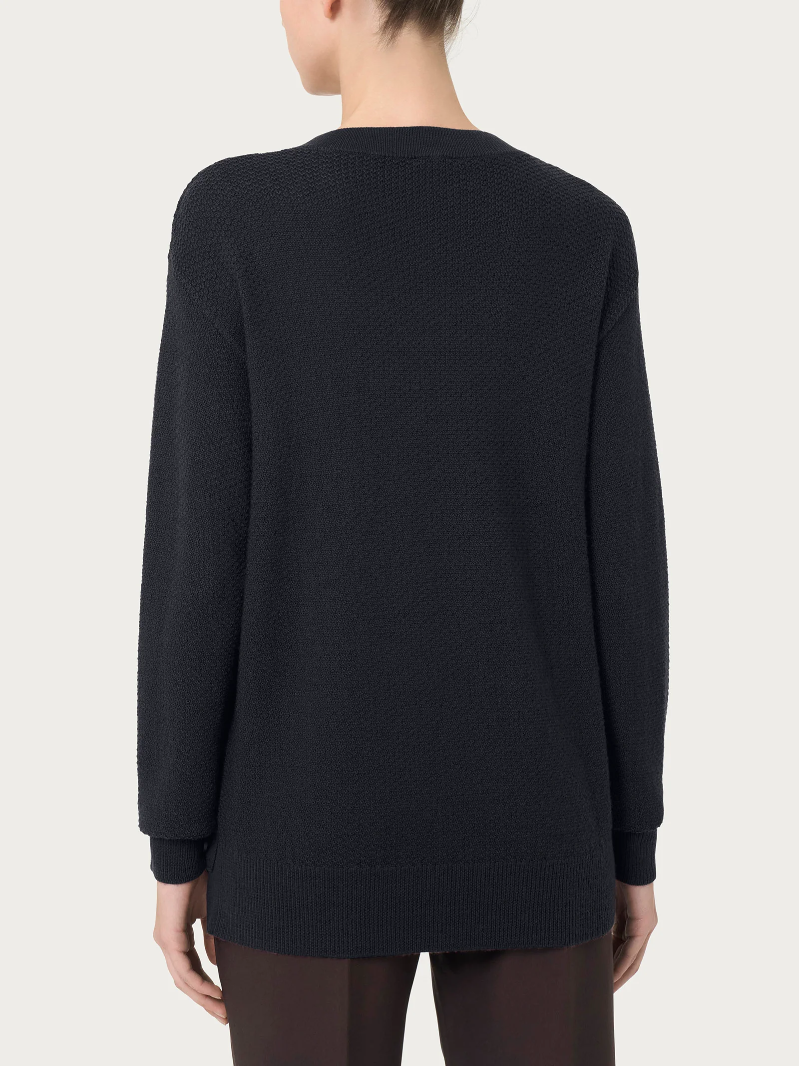 Pullover girocollo con bottoni laterali in Merino Soft - Nero - Image 2