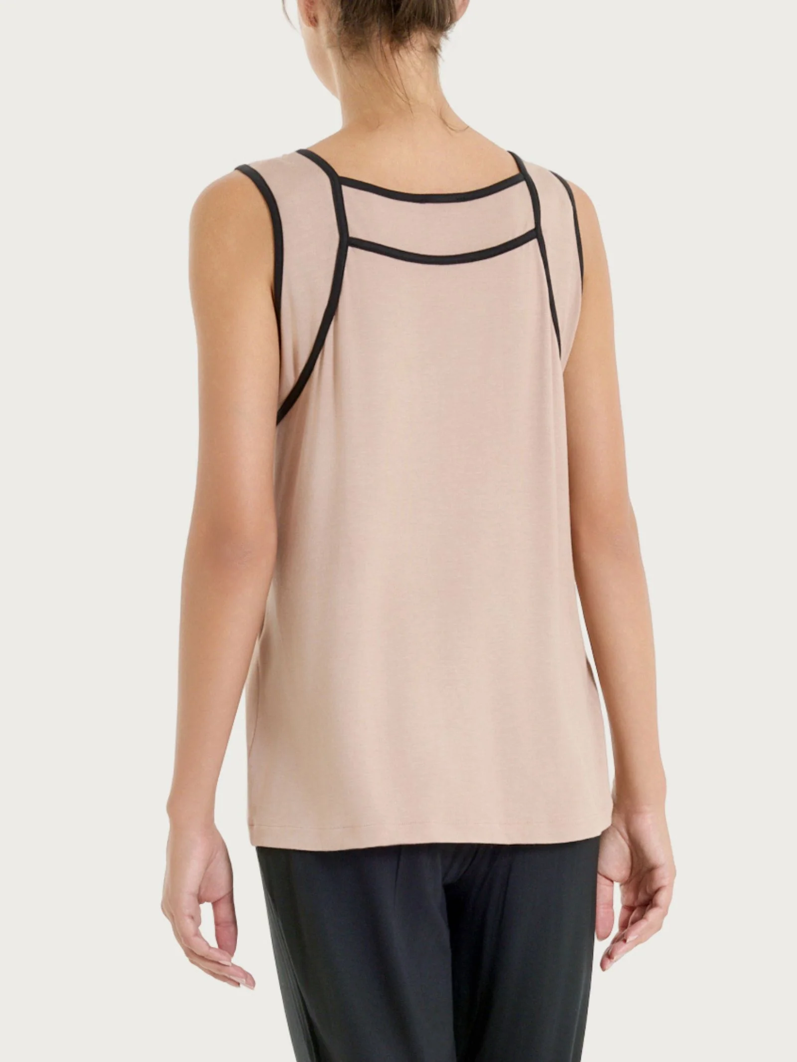 Top a spalla larga con piping in Viscosa Summer  - Fant. Warm Taupe - Image 2