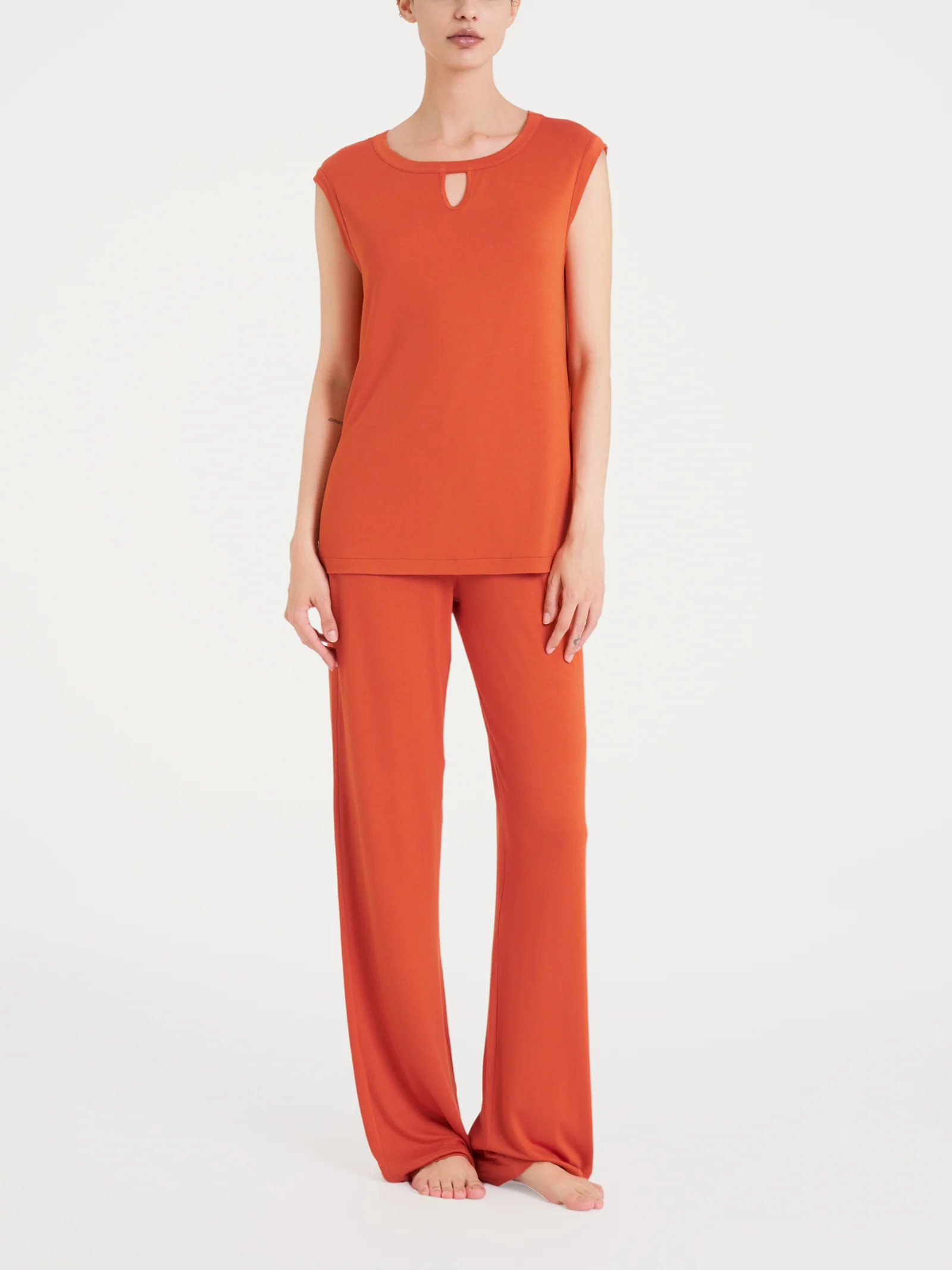 Top con scollo a goccia in Viscosa Summer  - Spice Route - Image 4