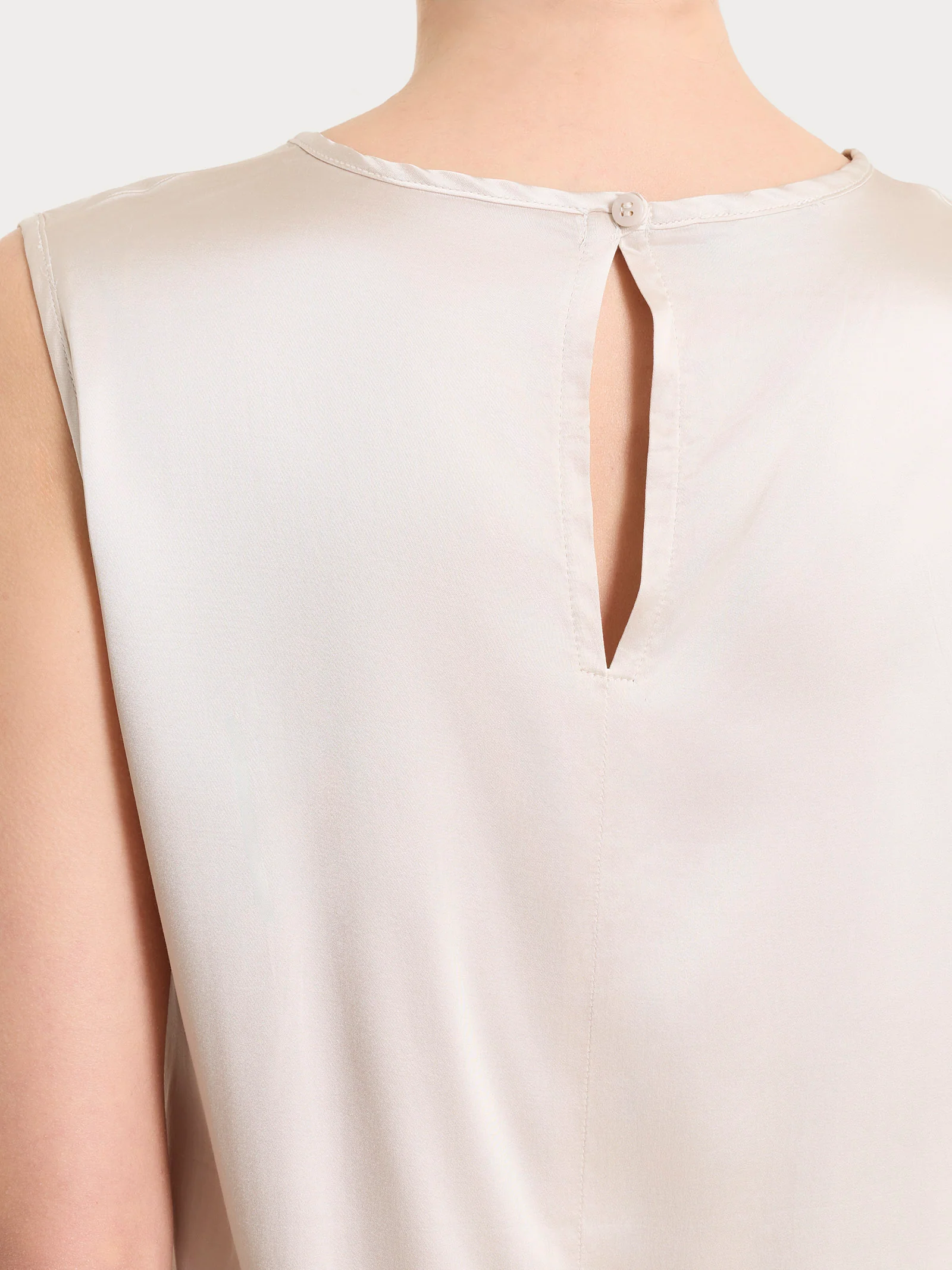 Top con spalla larga in Stretch Satin - Champignon - Image 6