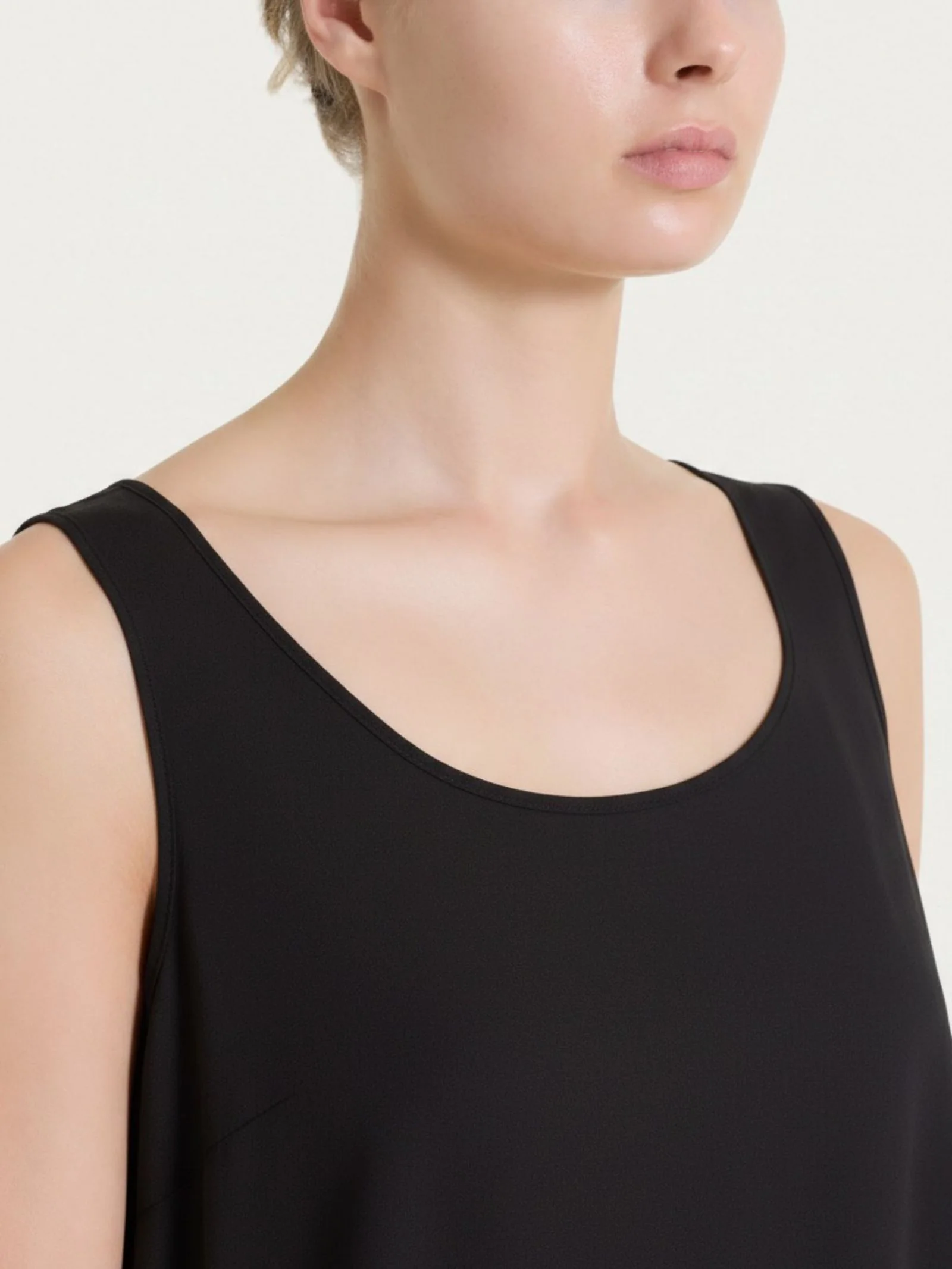 Top con spalla larga in Voile Stretch - Nero - Image 3