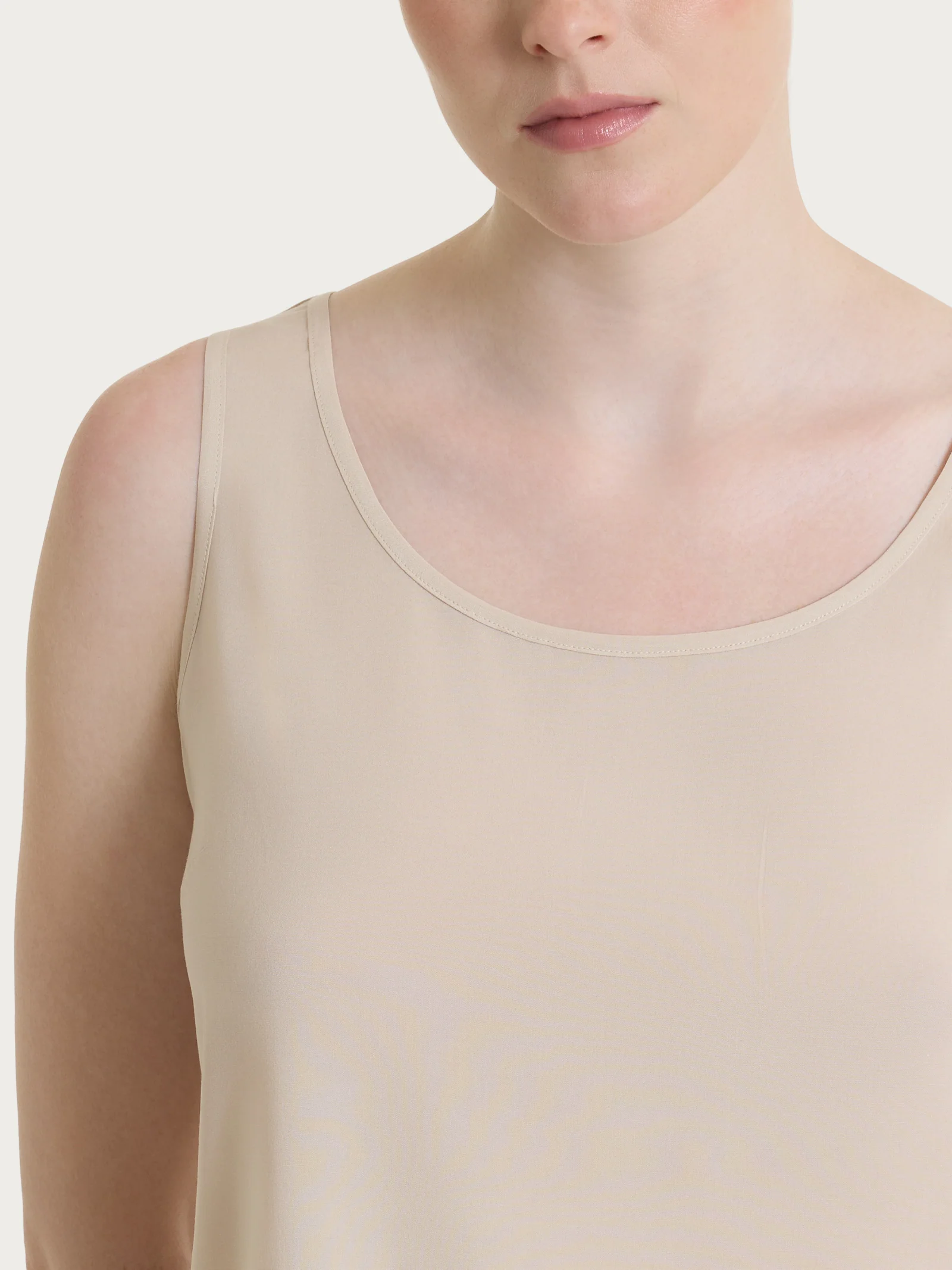 Top con spalla larga in Voile Stretch - Champignon - Image 3