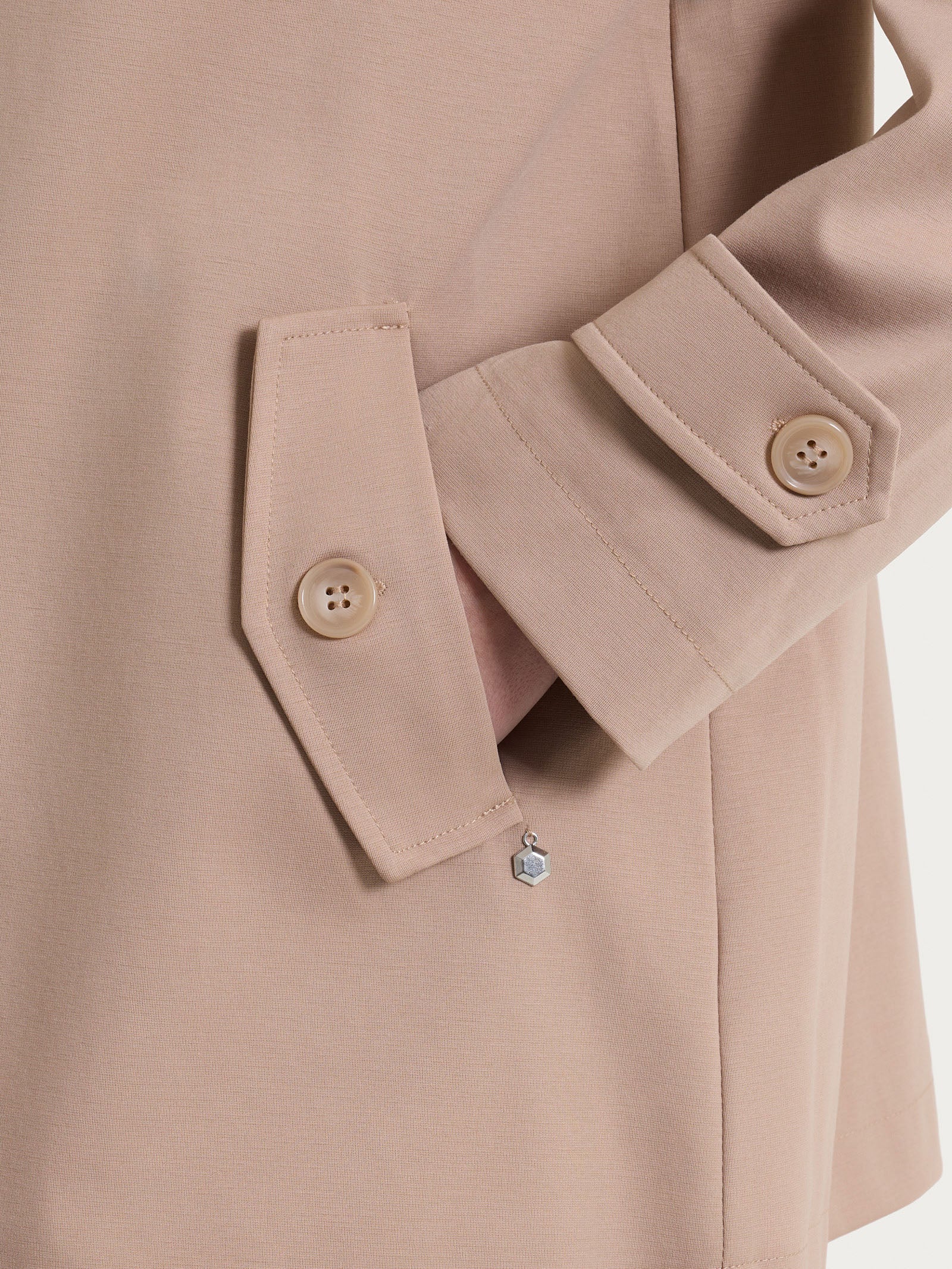 Trench corto in Compact Light - Warm Taupe - Image 3