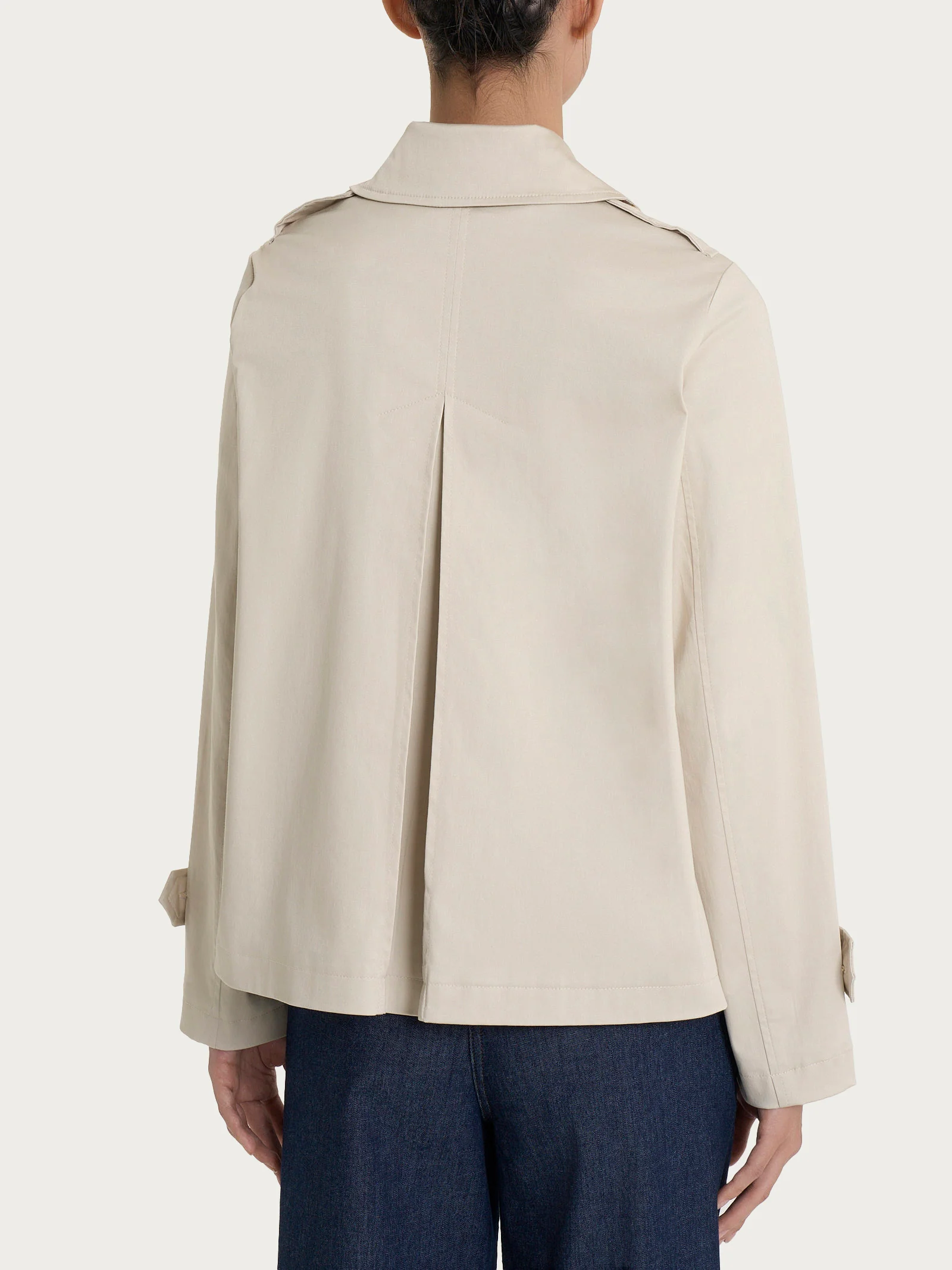 Trench corto in Satin Power WR - Champignon - Image 2