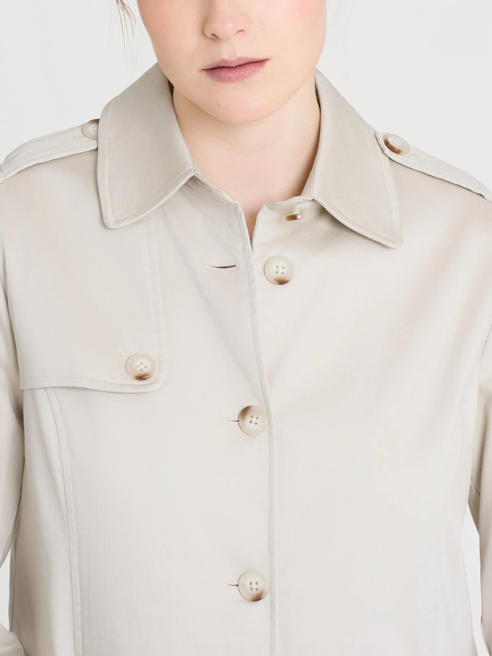 Trench in Satin Power WR - Champignon - Image 3