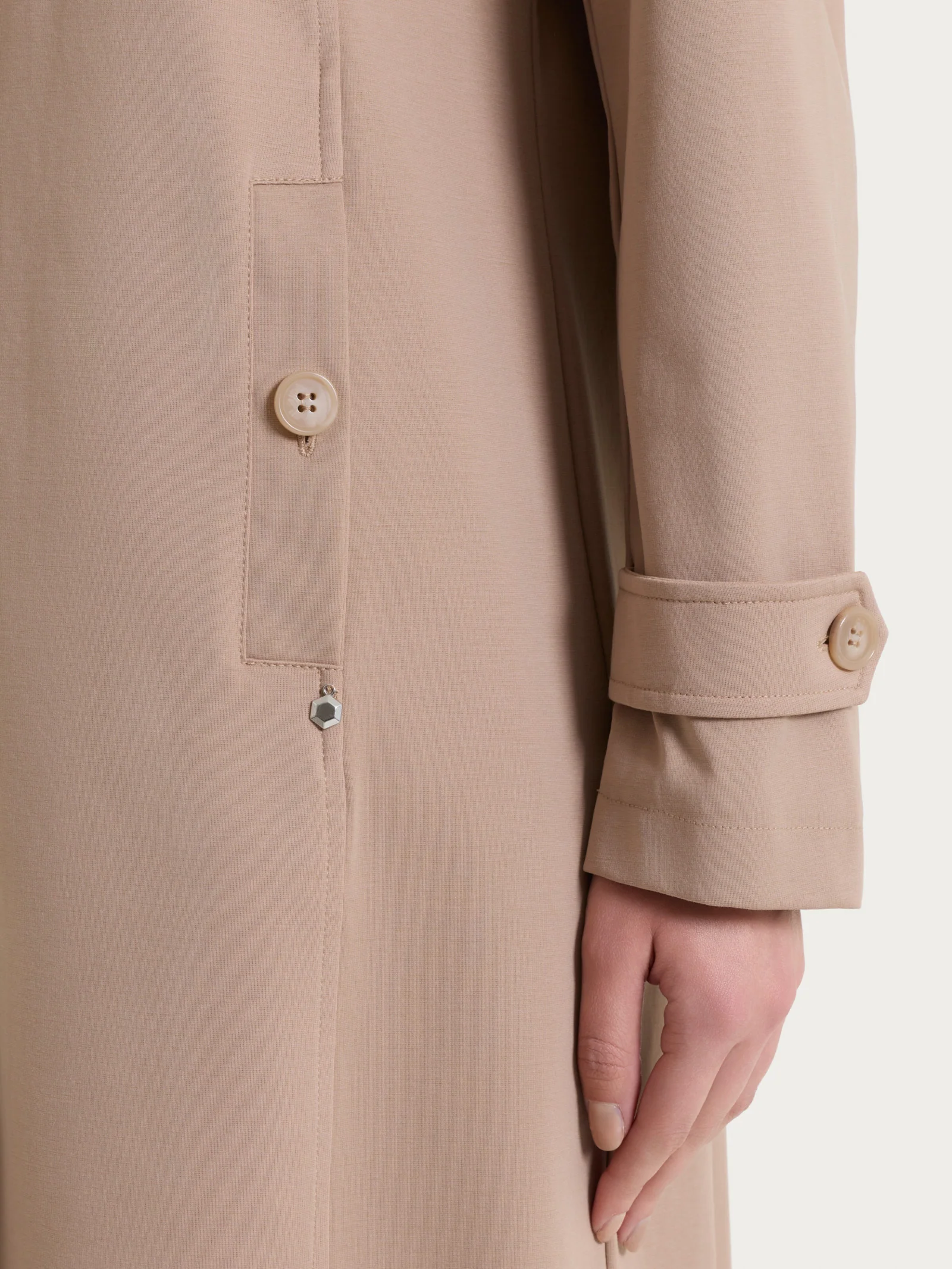 Trench lungo in Compact Light - Warm Taupe - Image 3
