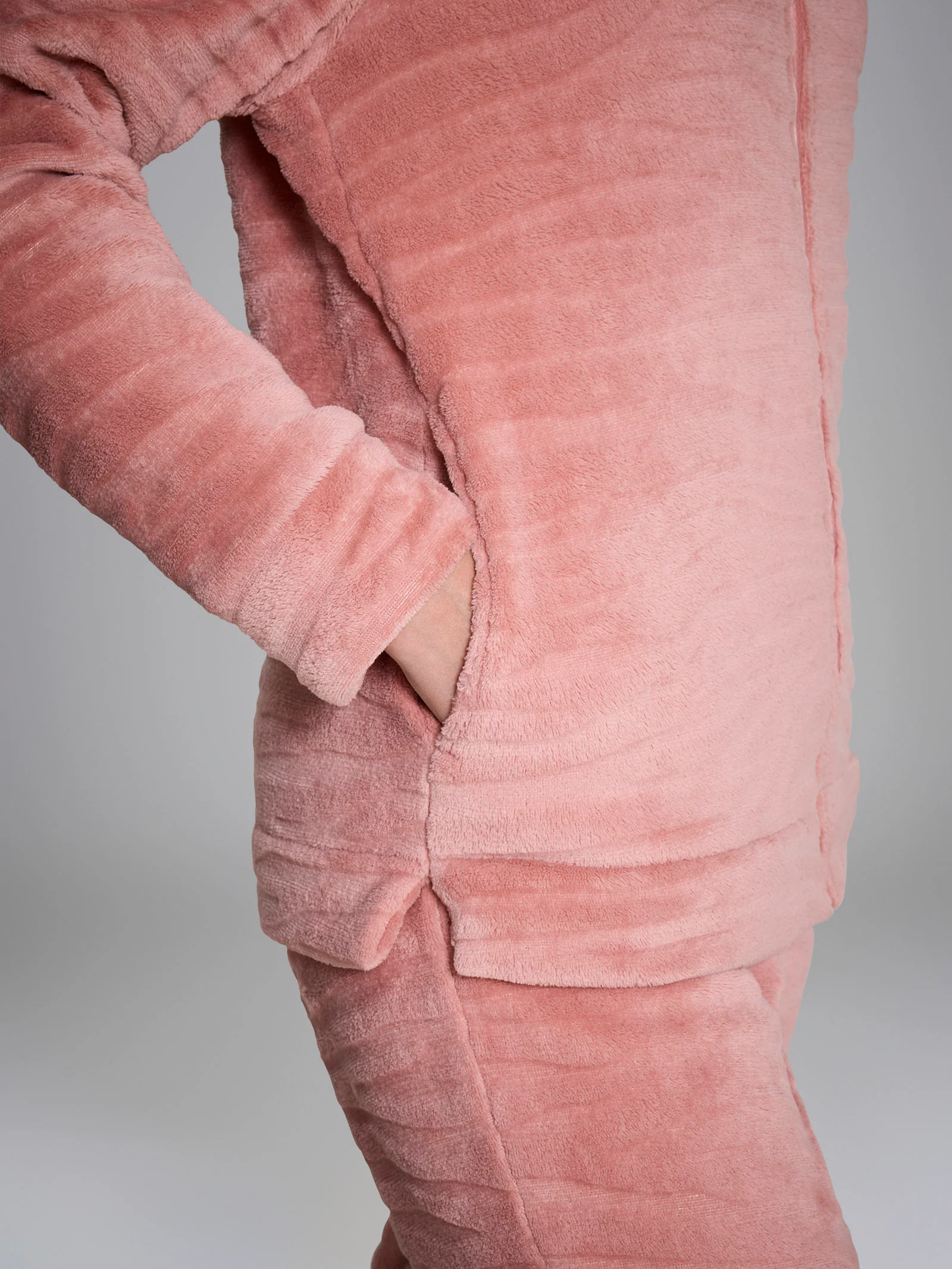 Tuta aperta con zip in Coral Fleece - Cork - Image 3